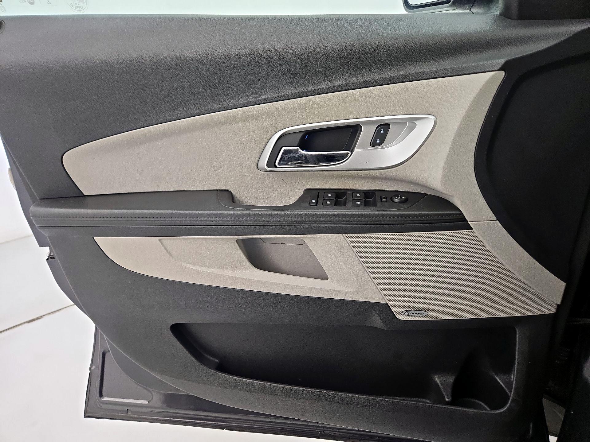 Thumbnail: 2016 Chevrolet Equinox - 12