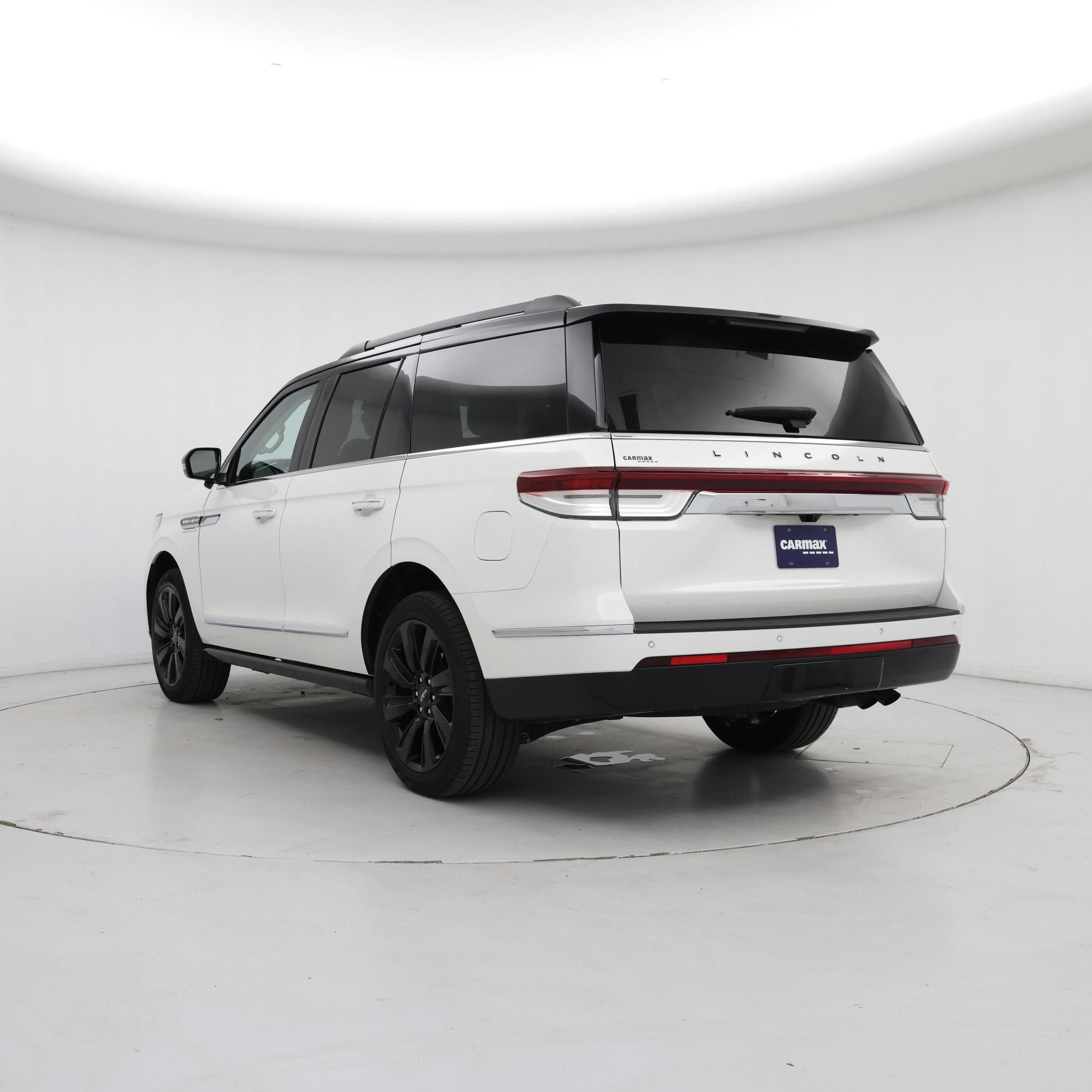 Thumbnail: 2024 Lincoln Navigator - 2