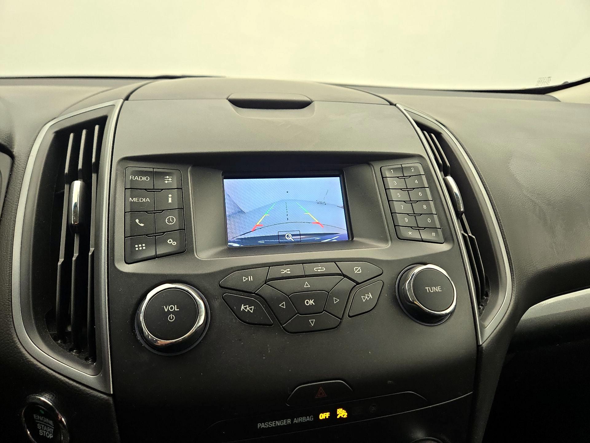 Thumbnail: 2019 Ford Edge - 14