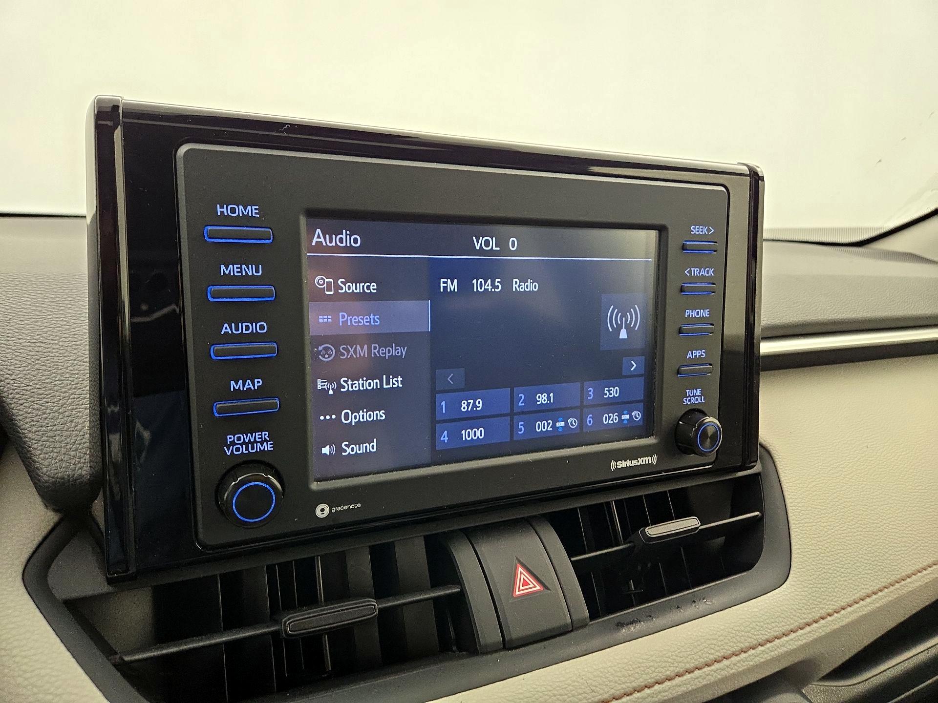 Thumbnail: 2021 Toyota RAV4 - 15