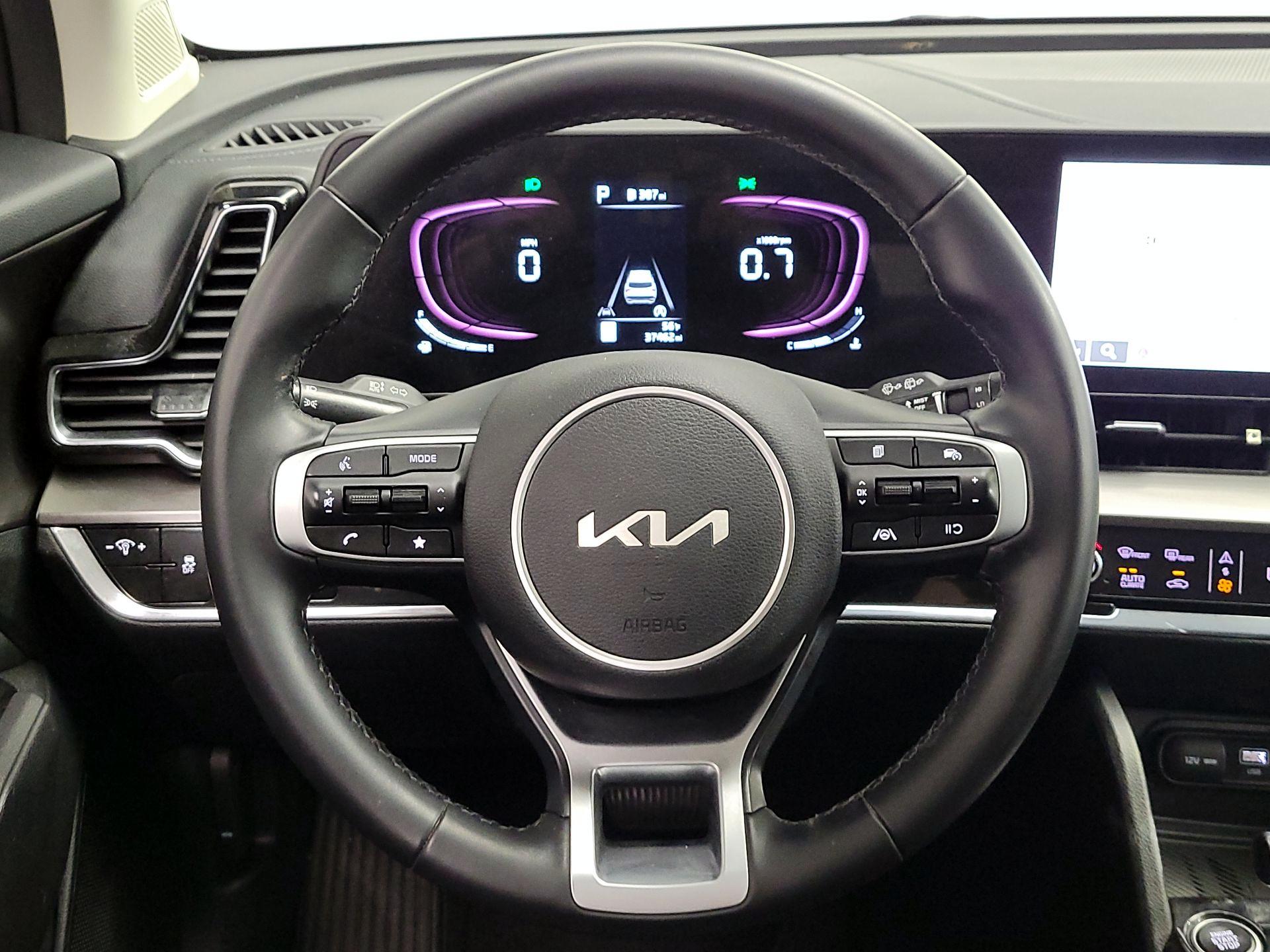 Thumbnail: 2023 Kia Sportage - 10