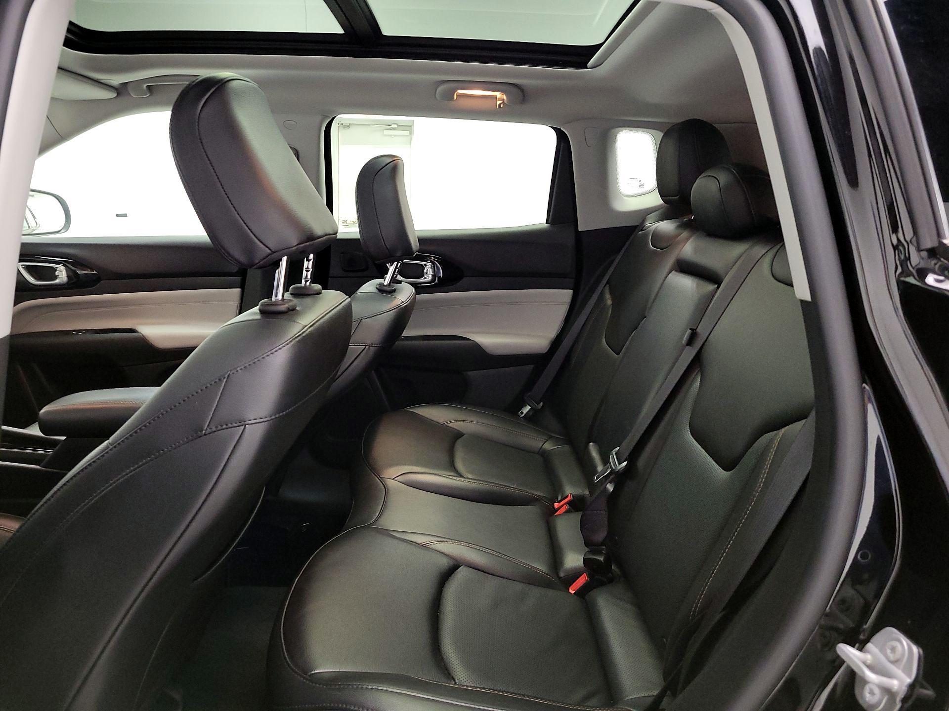 Thumbnail: 2022 Jeep Compass - 20