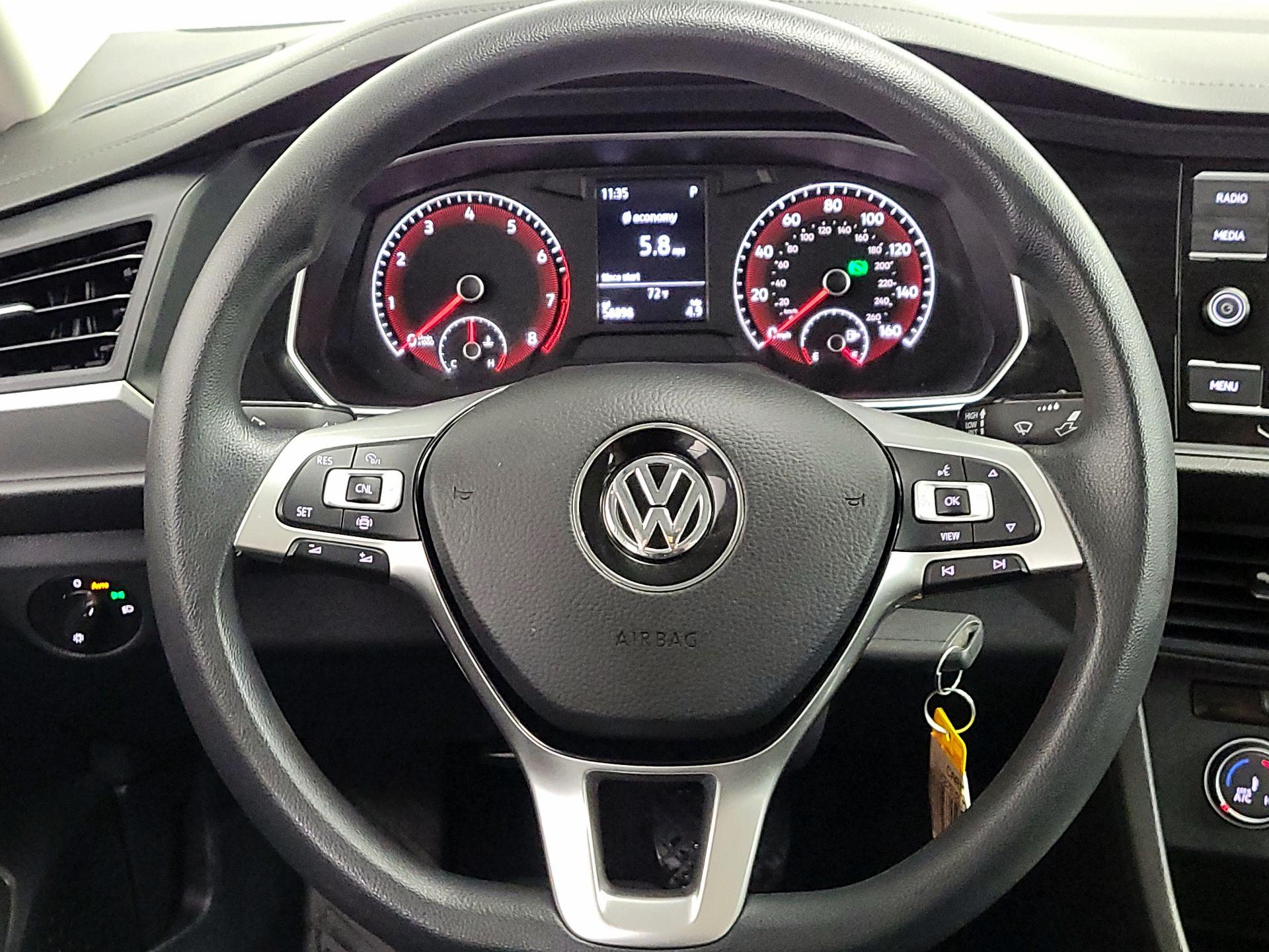 Thumbnail: 2020 Volkswagen Jetta - 10