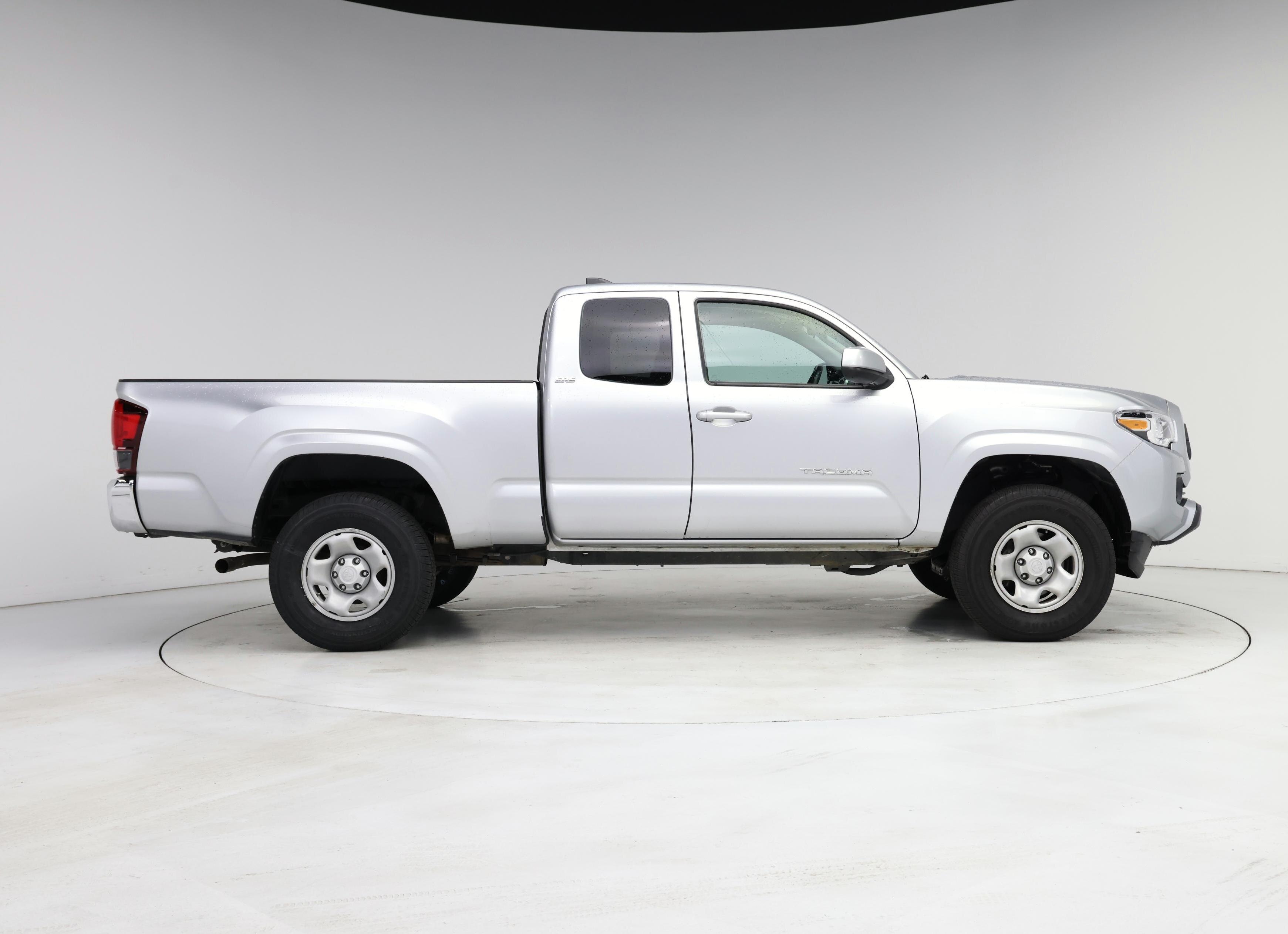Thumbnail: 2022 Toyota Tacoma - 7