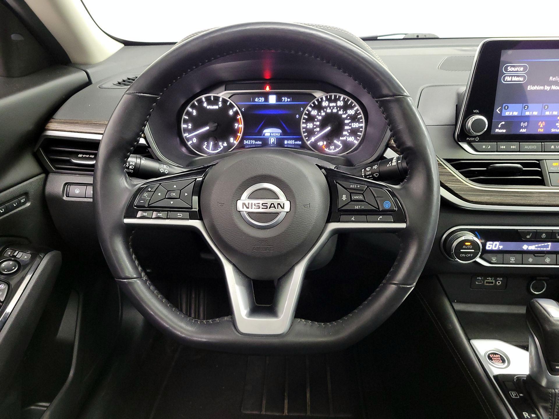 Thumbnail: 2021 Nissan Altima - 10