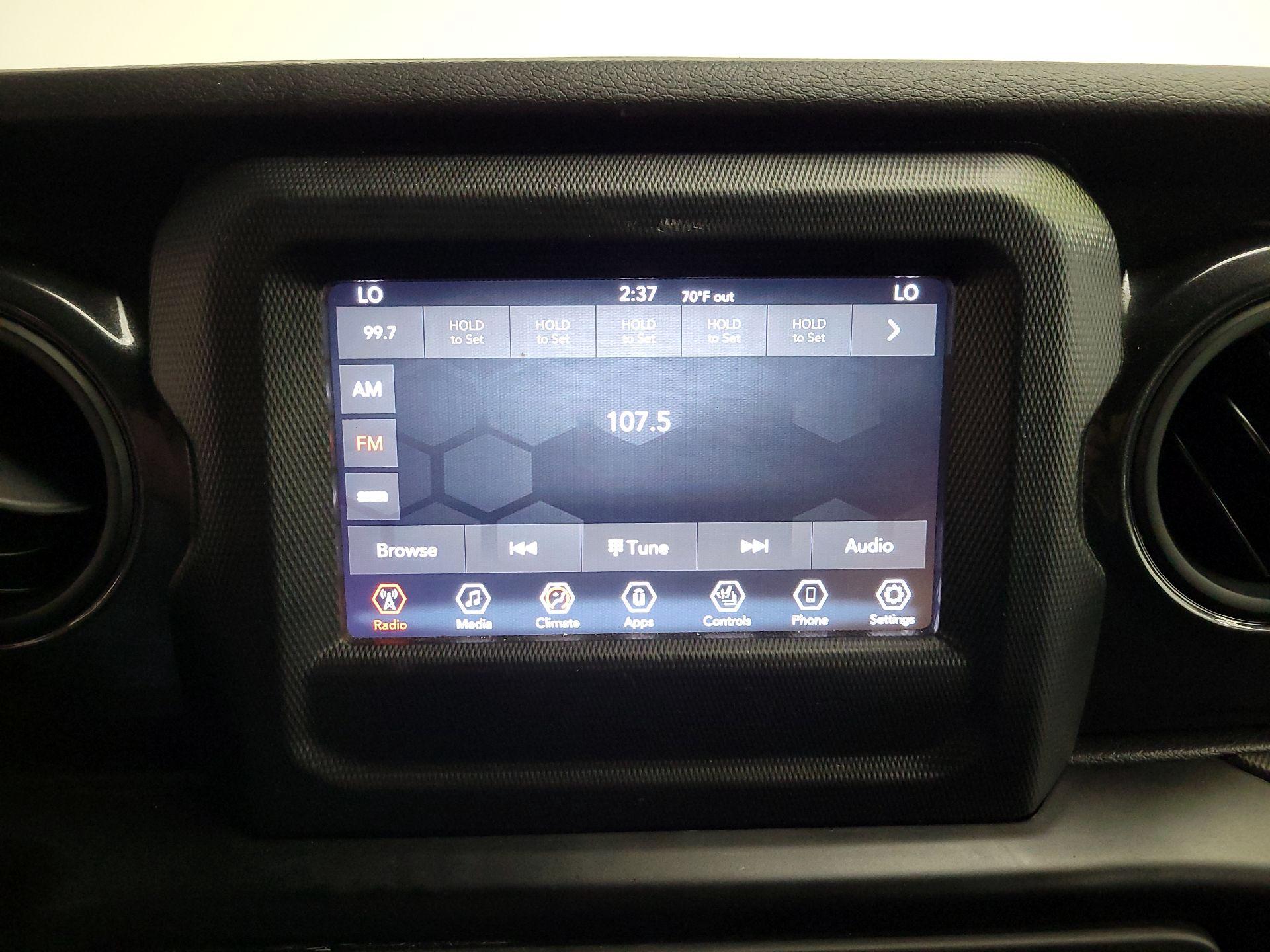 Thumbnail: 2021 Jeep Wrangler - 15