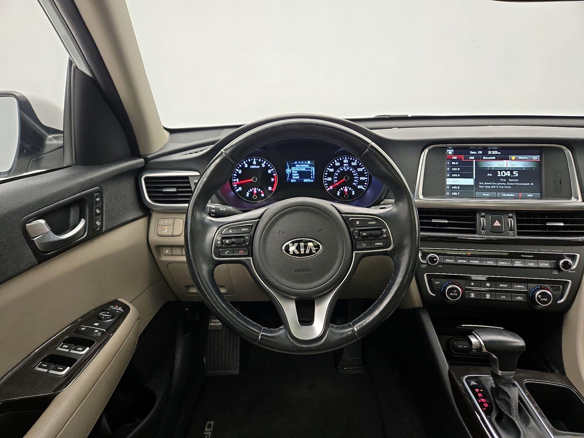 Thumbnail: 2016 Kia Optima - 10