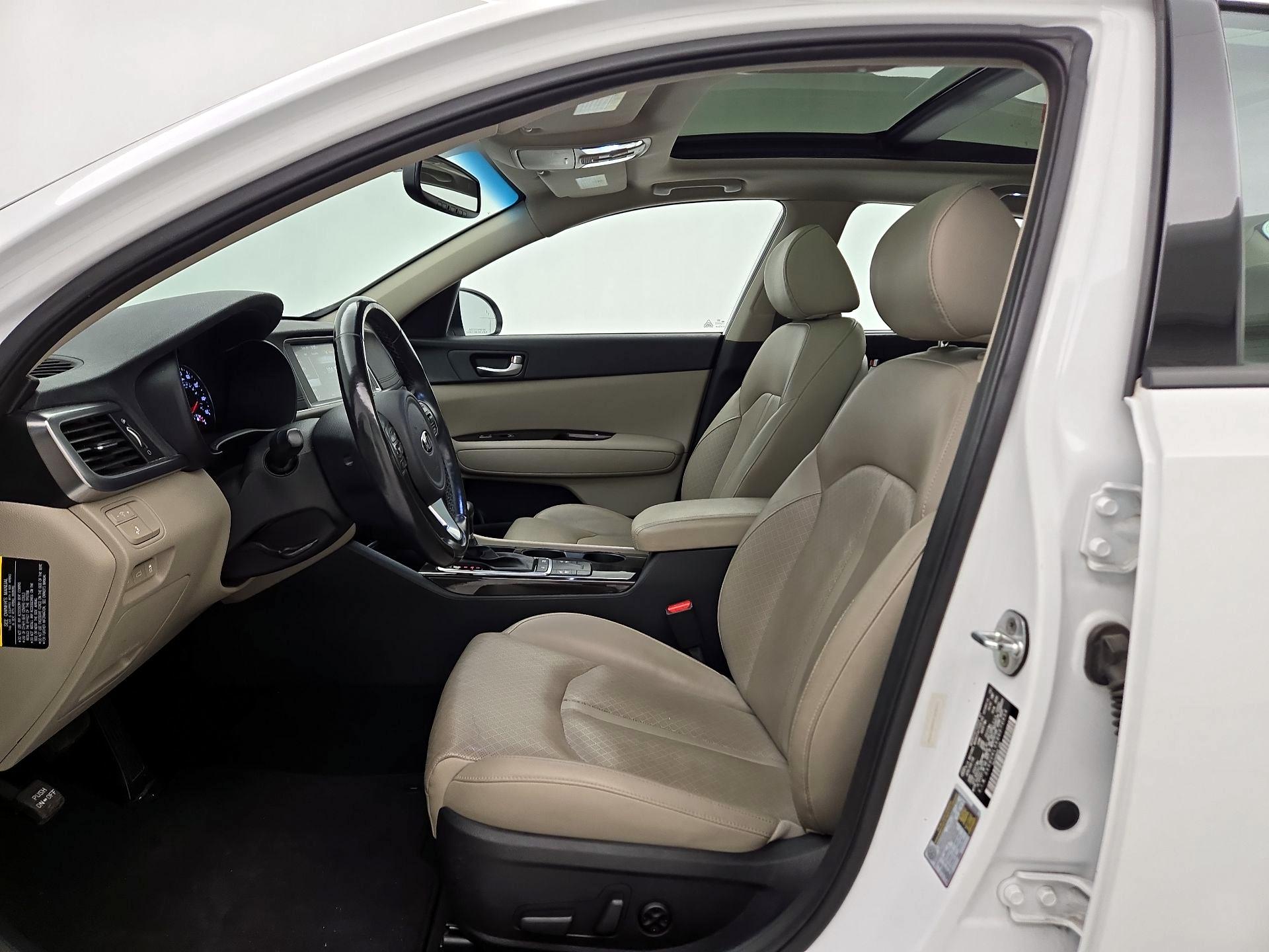 Thumbnail: 2016 Kia Optima - 11