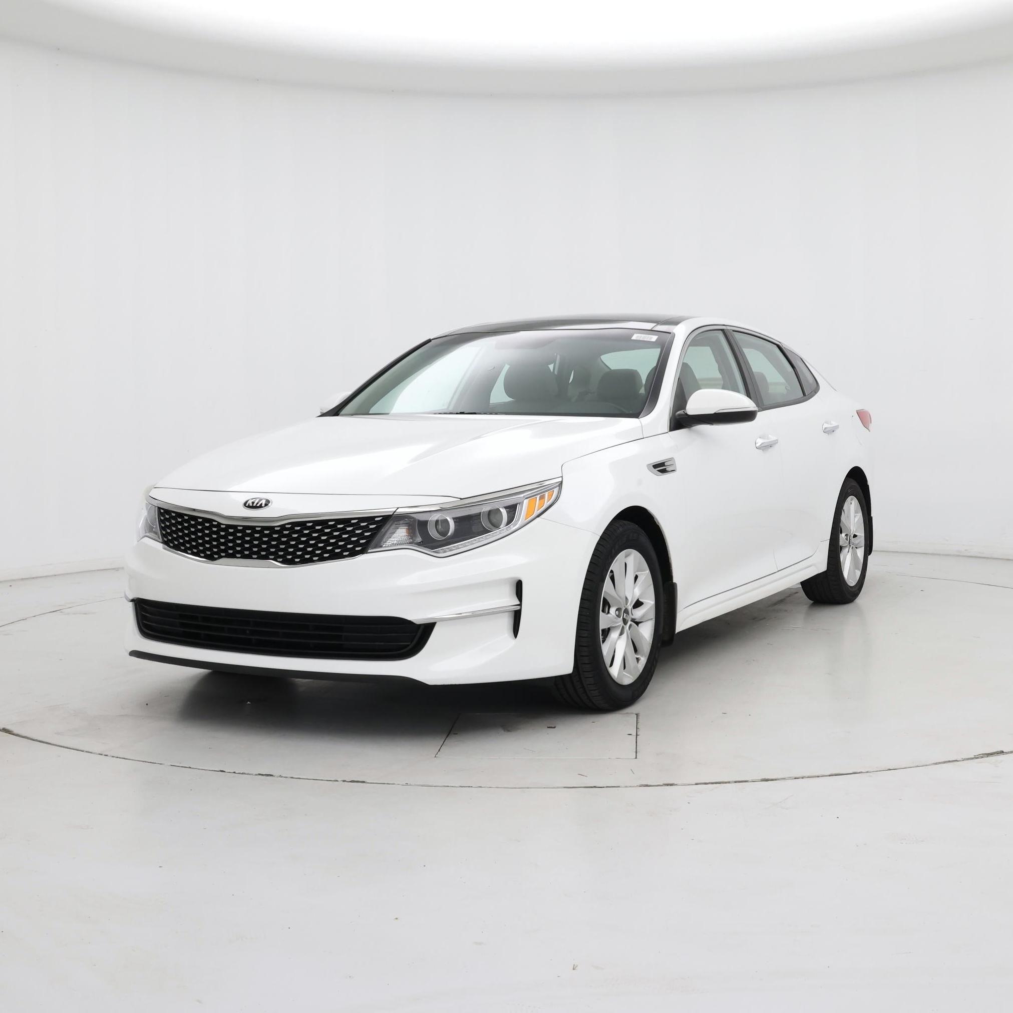 Thumbnail: 2016 Kia Optima - 4