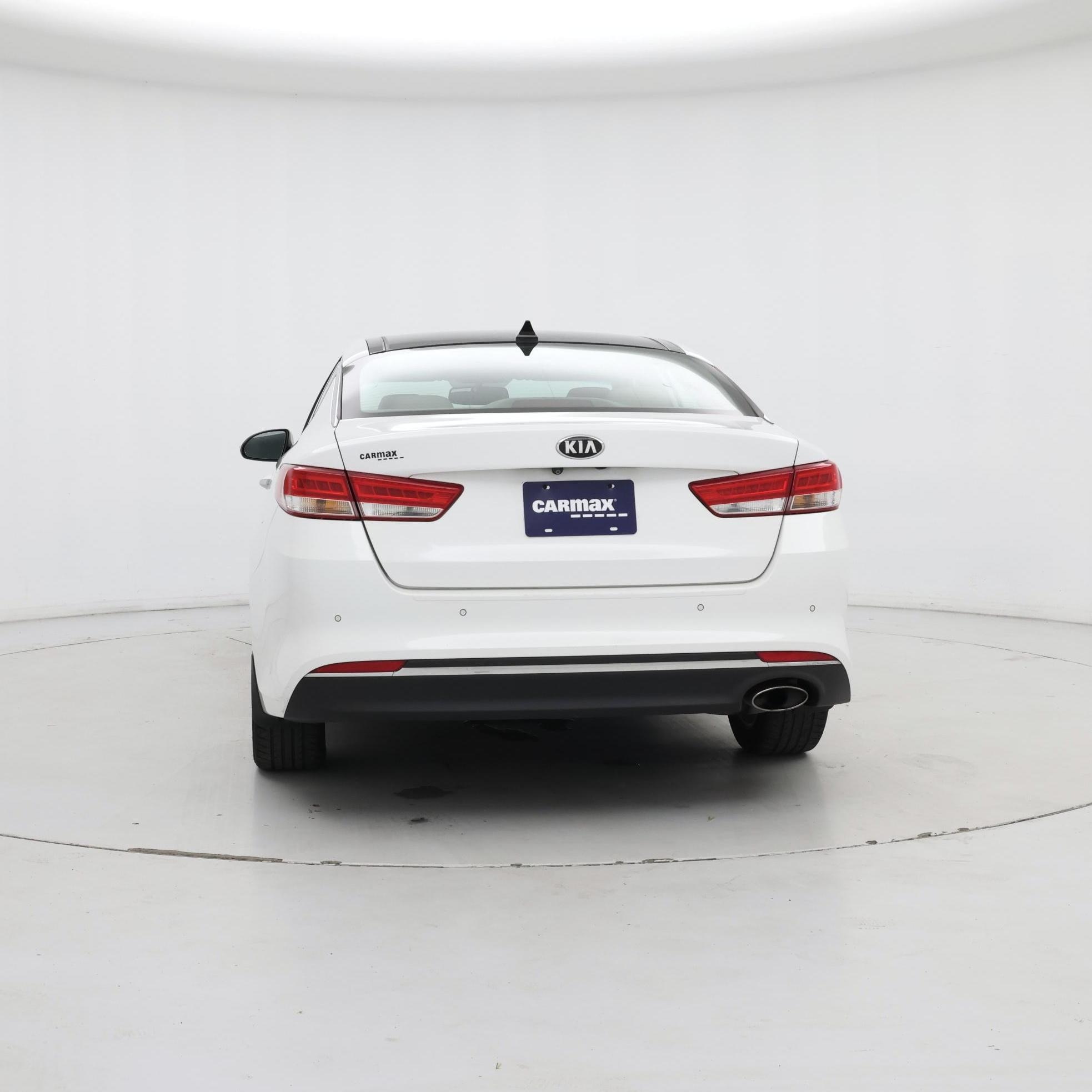 Thumbnail: 2016 Kia Optima - 6