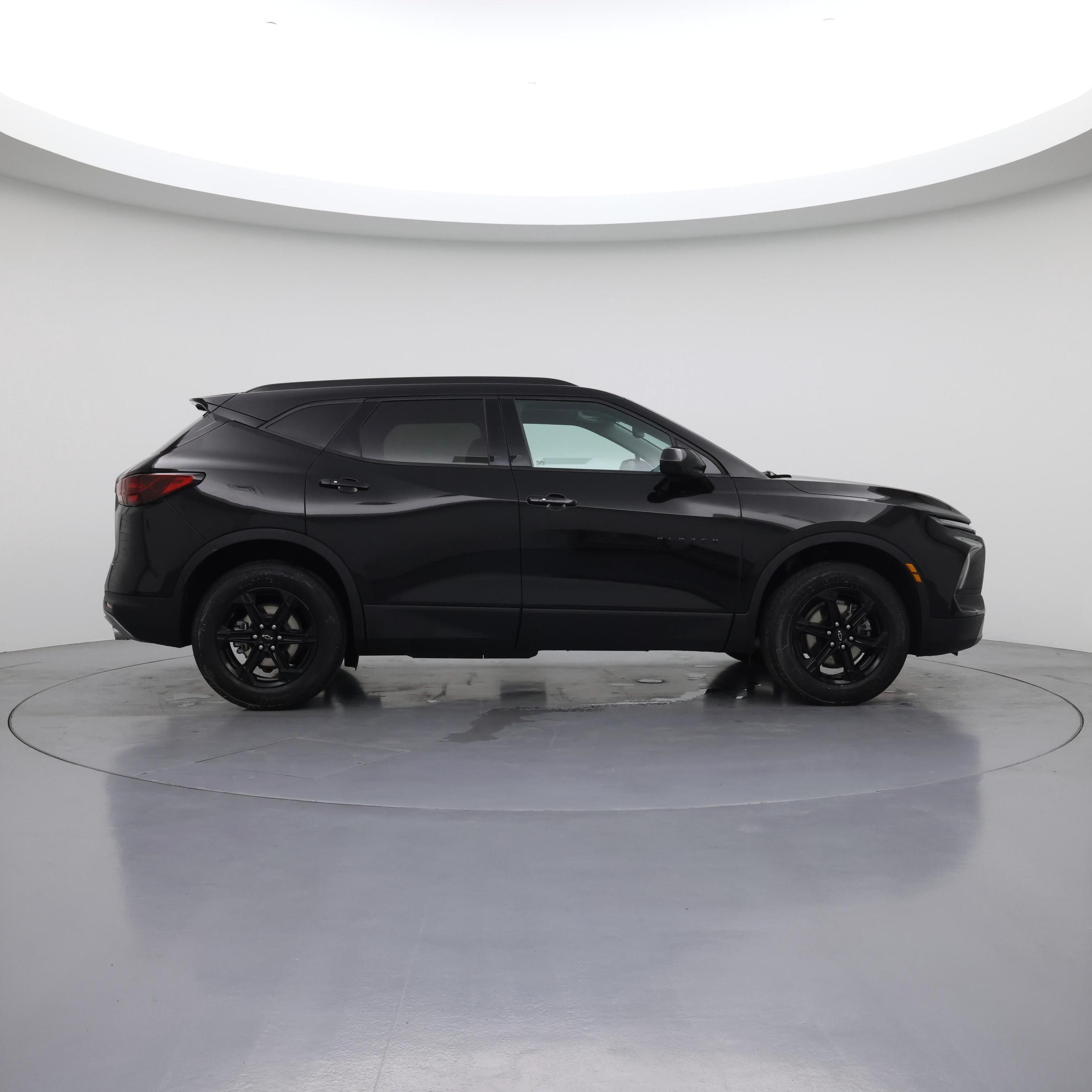 Thumbnail: 2023 Chevrolet Blazer - 7