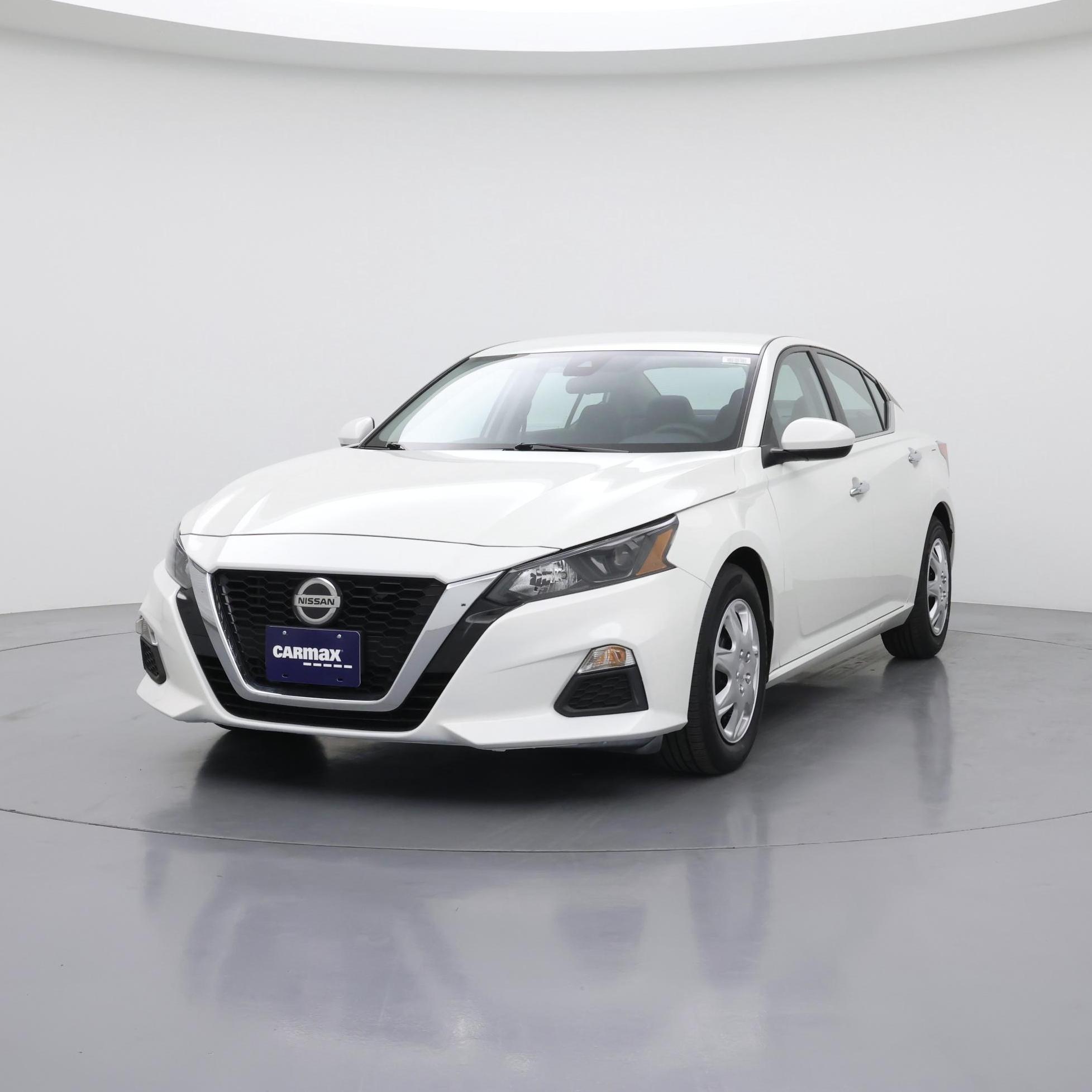 Thumbnail: 2022 Nissan Altima - 4