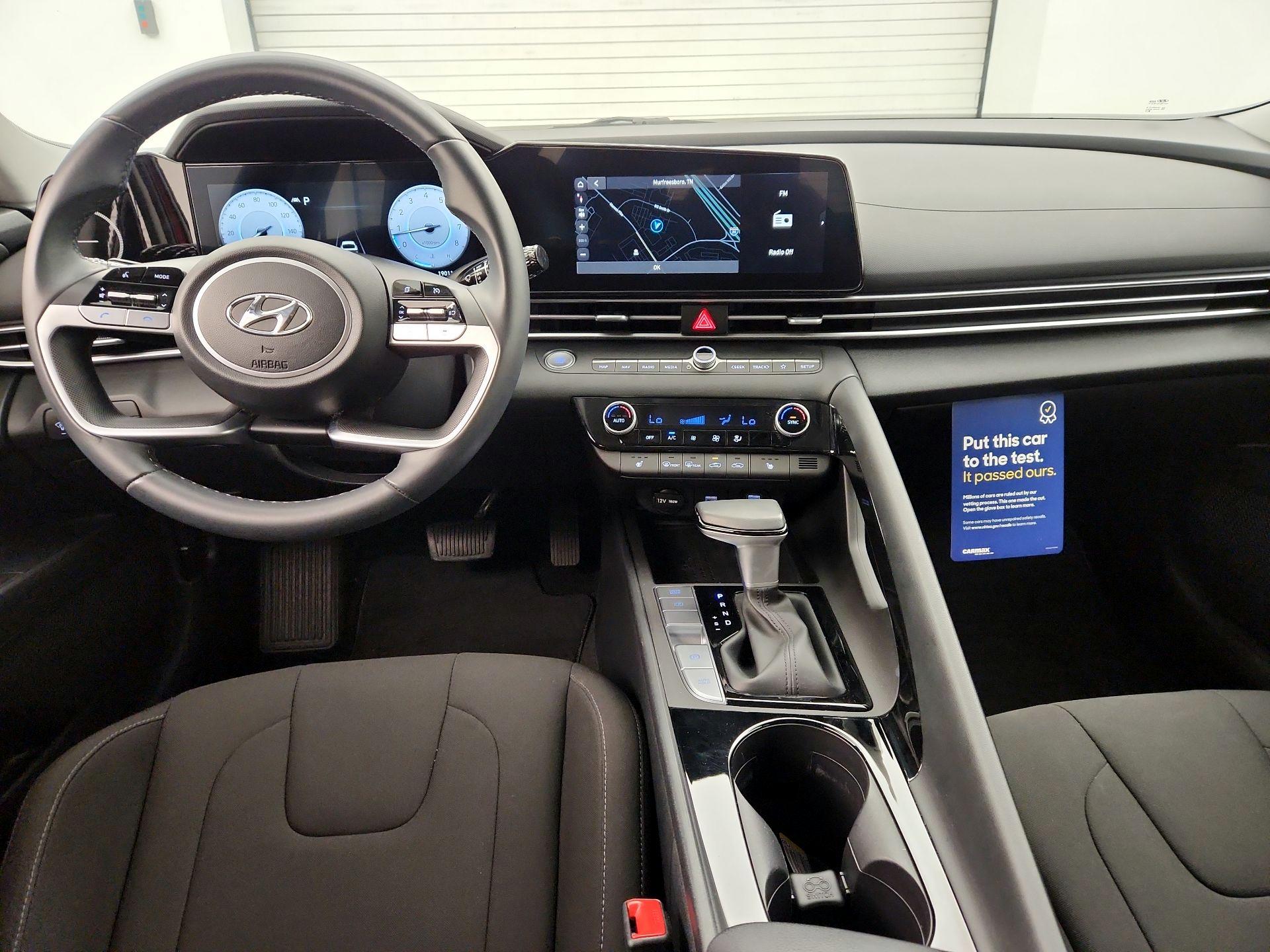 Thumbnail: 2023 Hyundai Elantra - 9