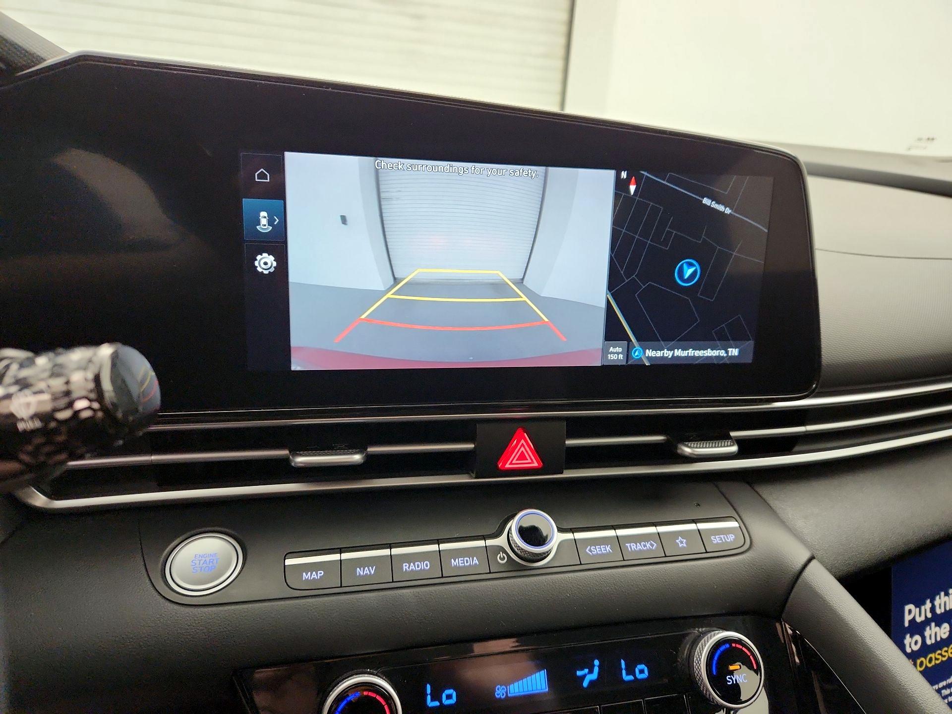 Thumbnail: 2023 Hyundai Elantra - 15