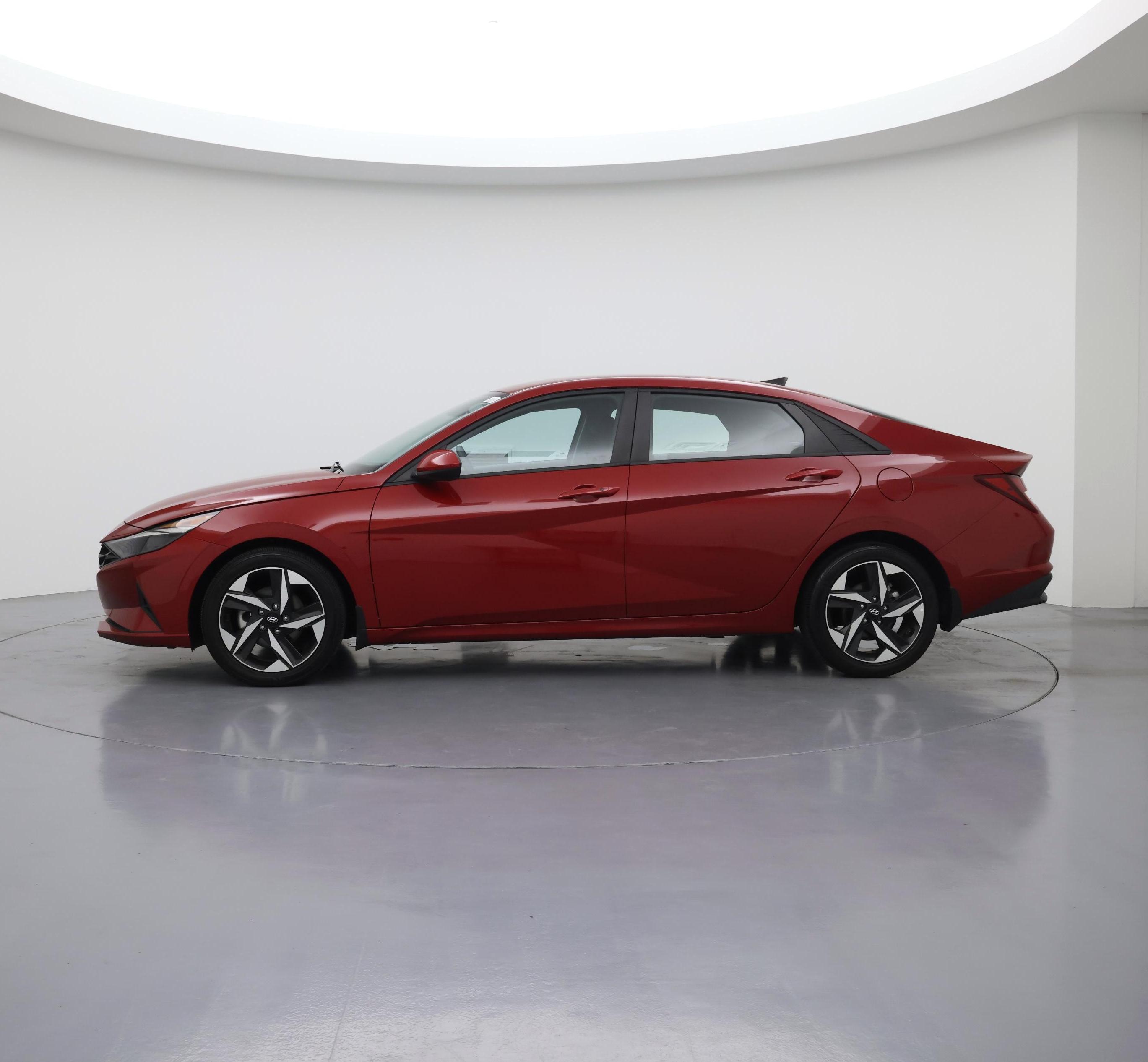 Thumbnail: 2023 Hyundai Elantra - 3