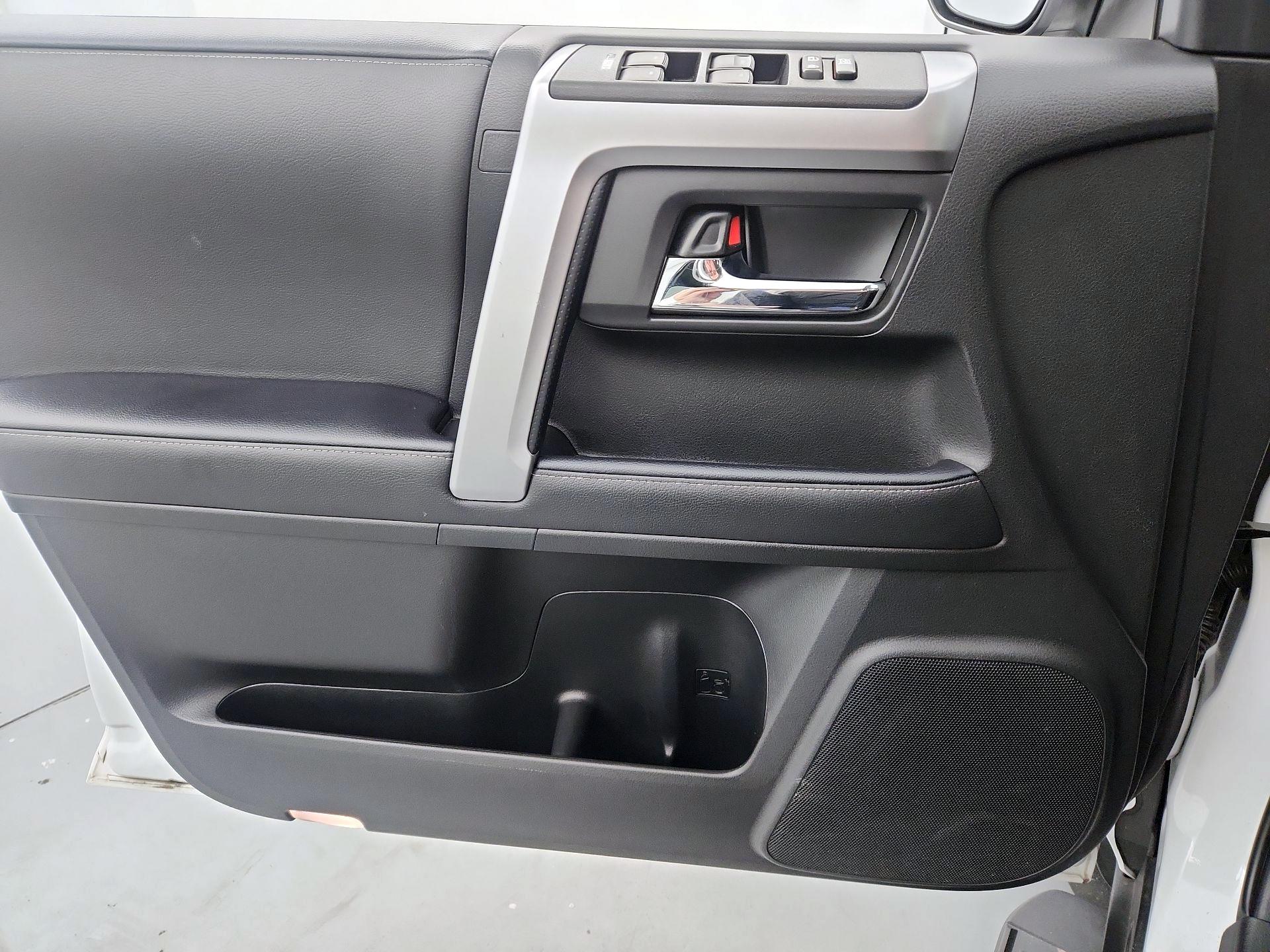 Thumbnail: 2024 Toyota 4Runner - 12