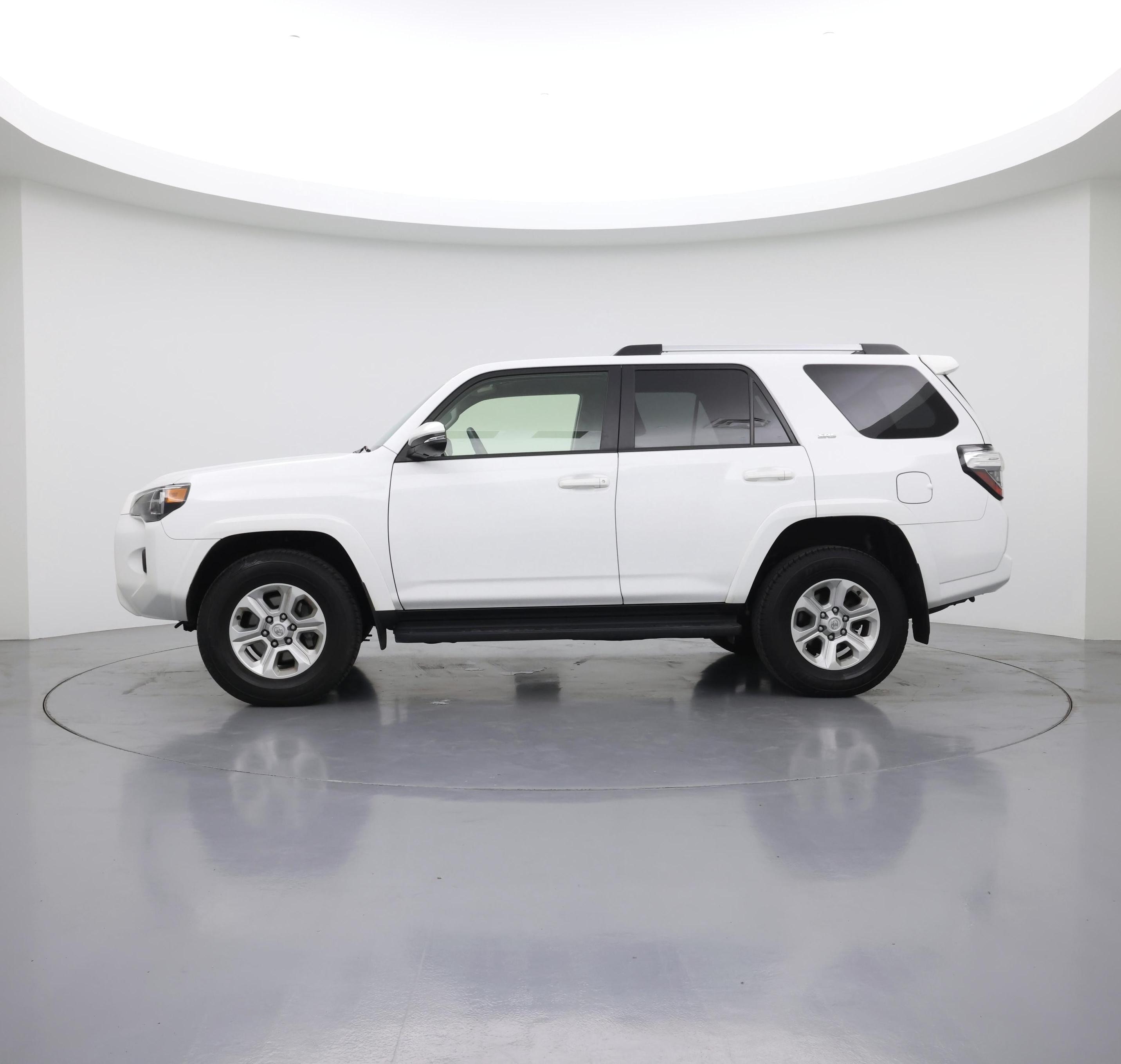 Thumbnail: 2024 Toyota 4Runner - 3