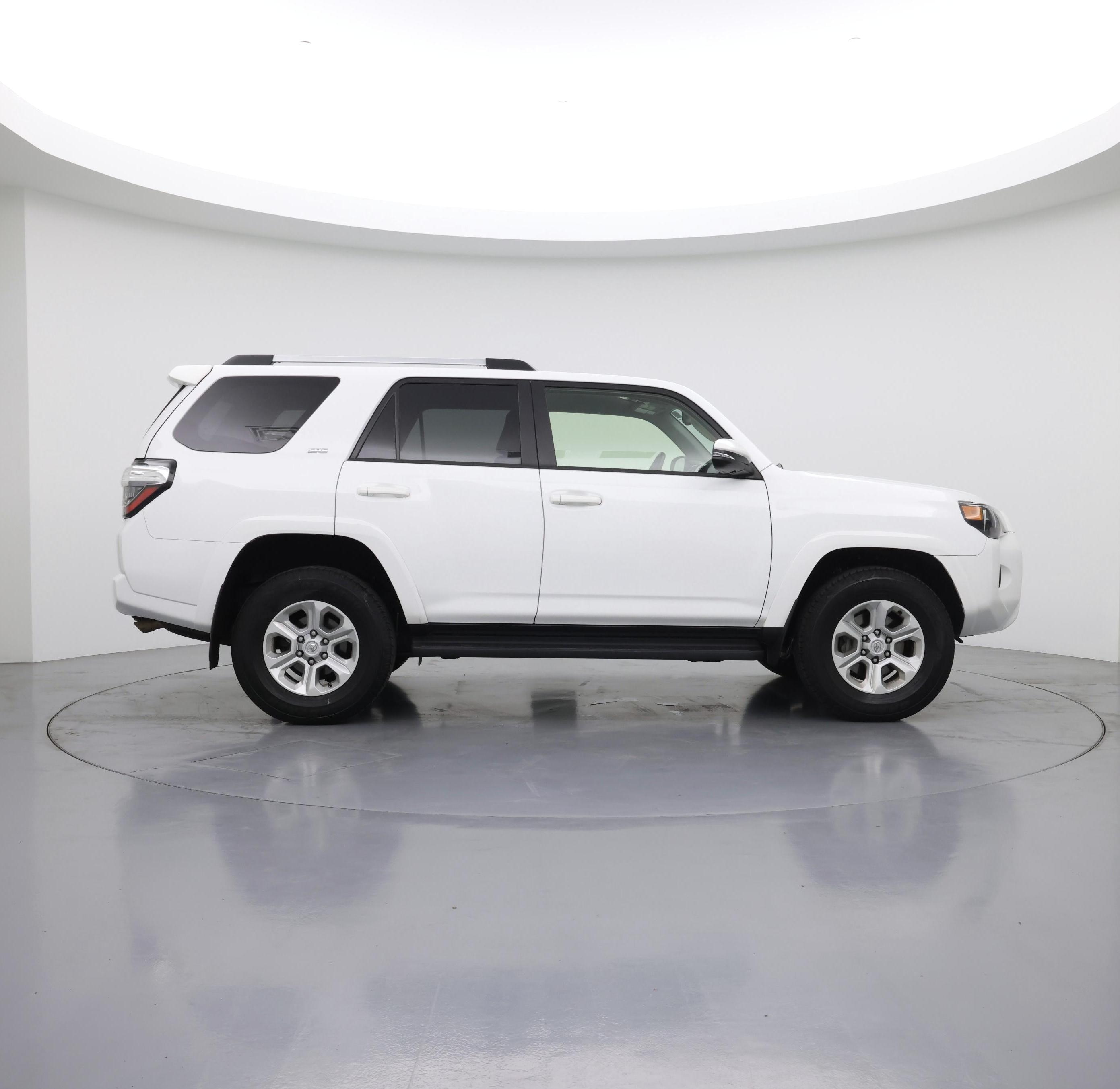 Thumbnail: 2024 Toyota 4Runner - 7