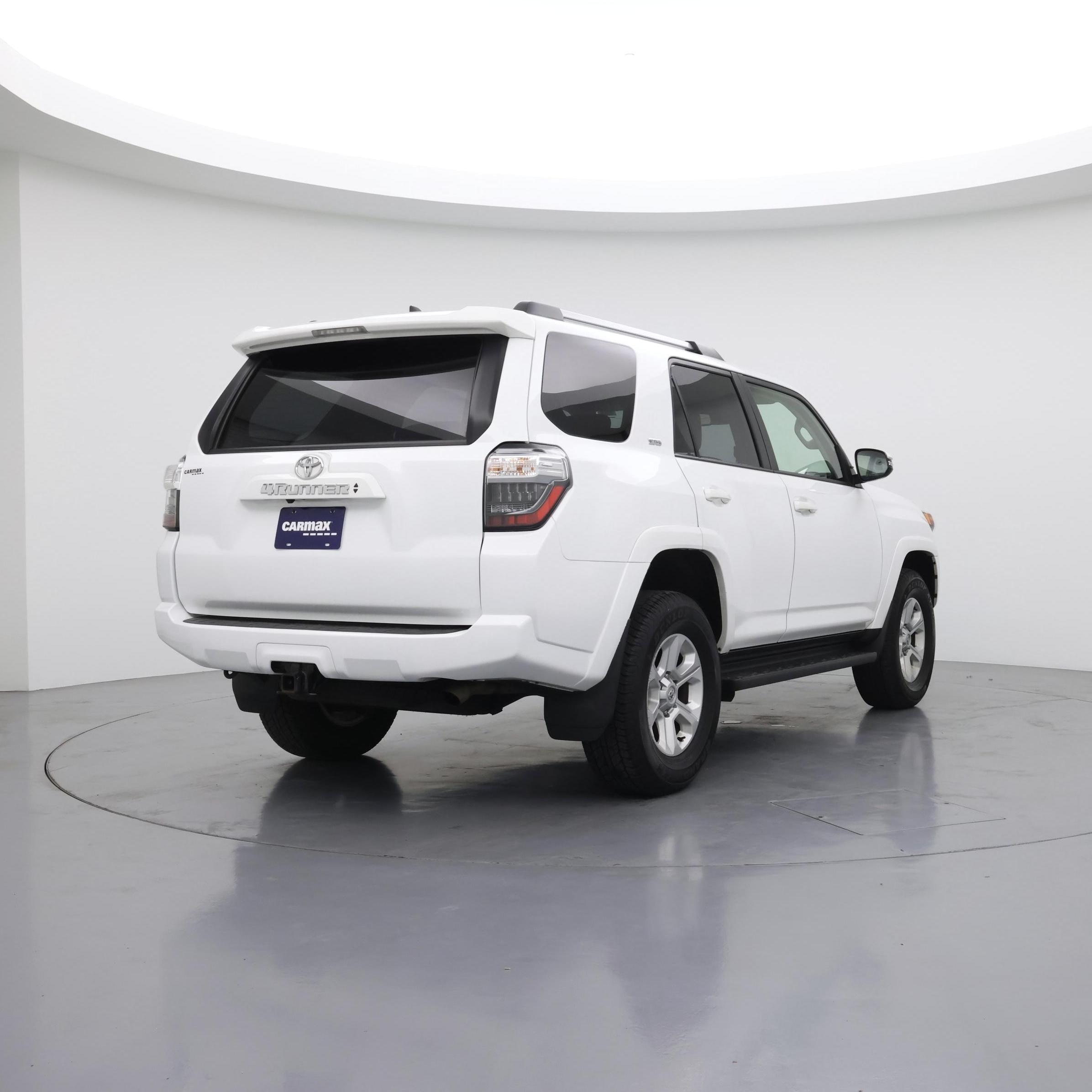 Thumbnail: 2024 Toyota 4Runner - 8