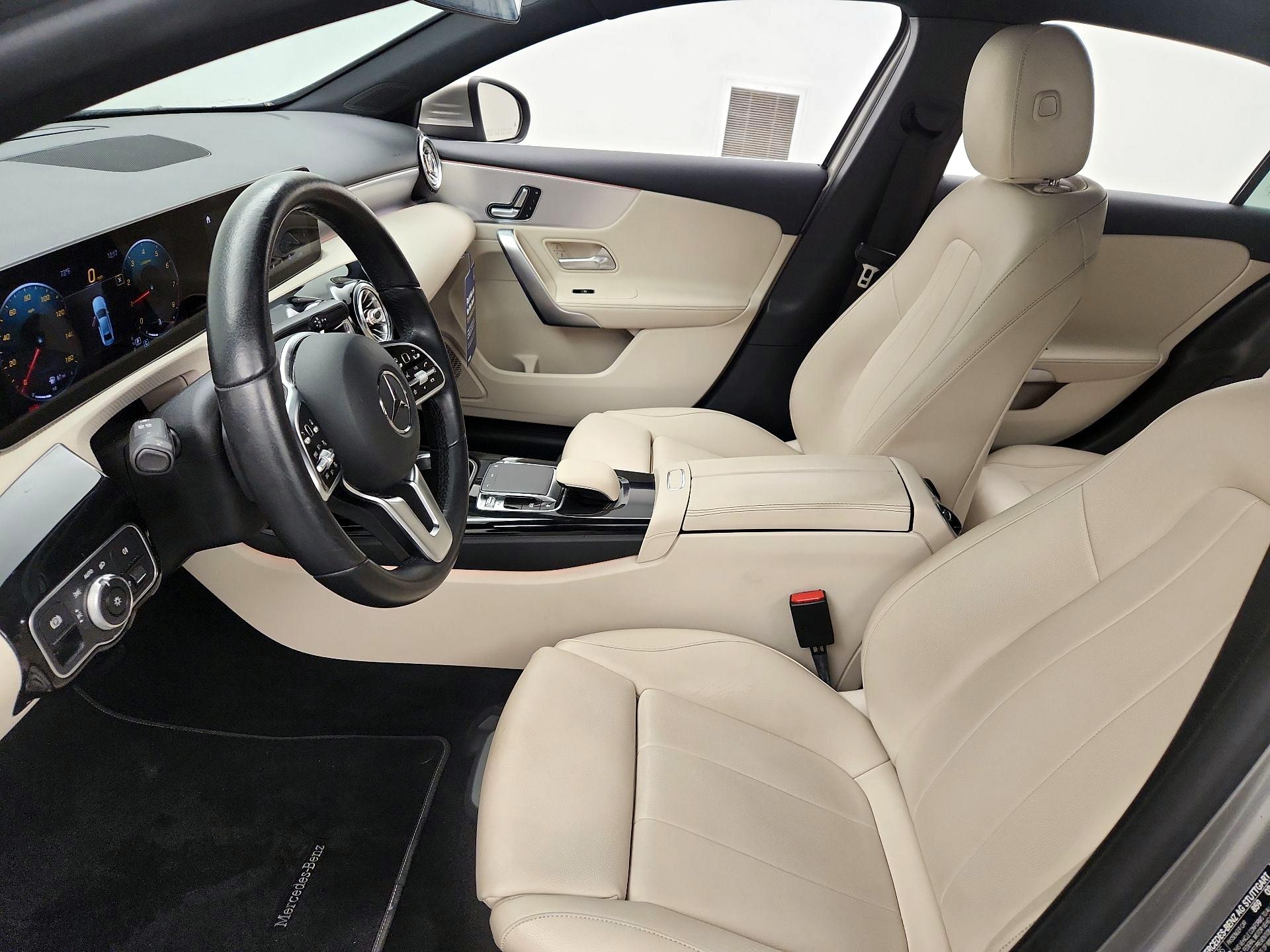Thumbnail: 2020 Mercedes-Benz A-Class - 11