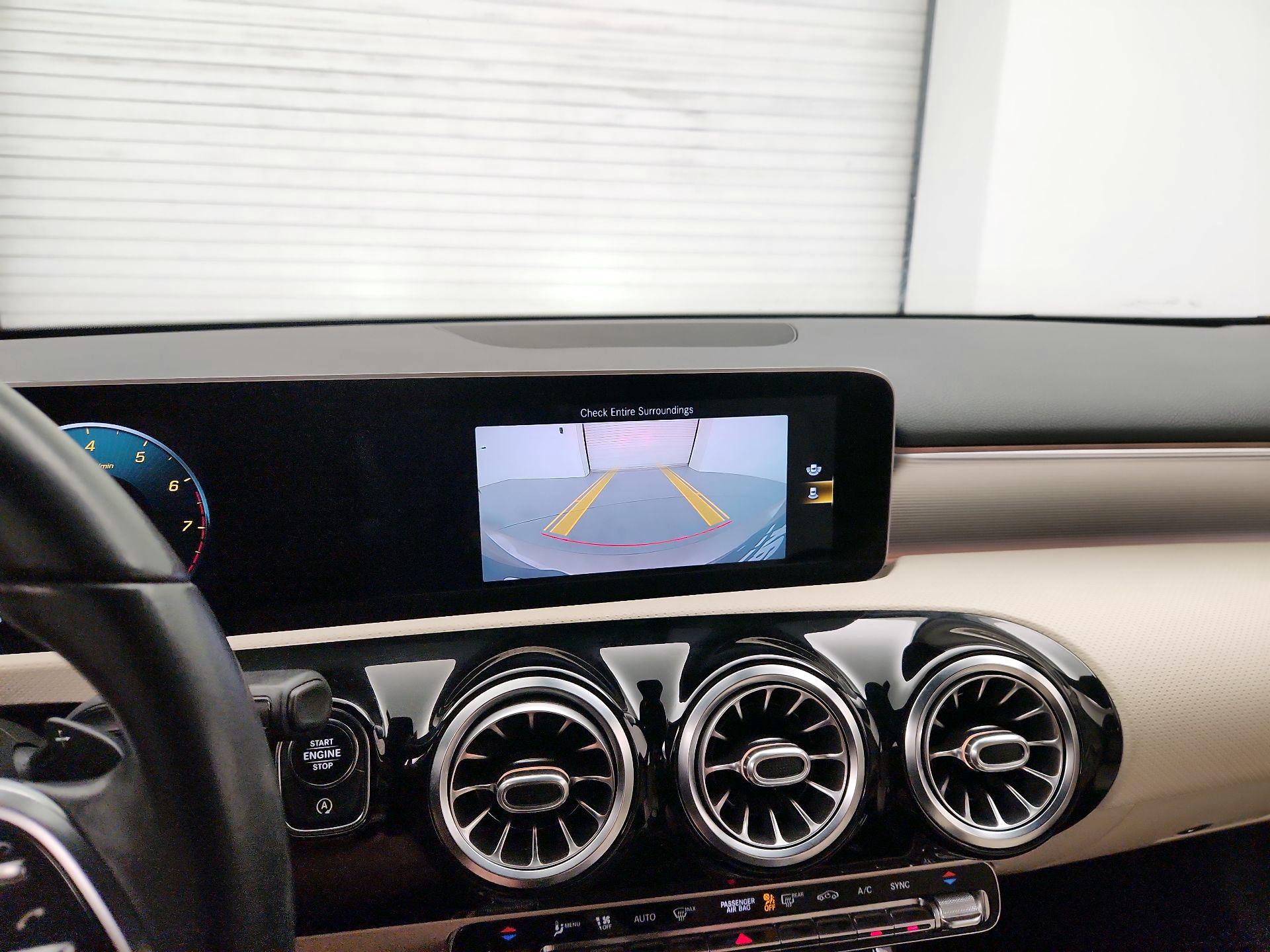 Thumbnail: 2020 Mercedes-Benz A-Class - 14