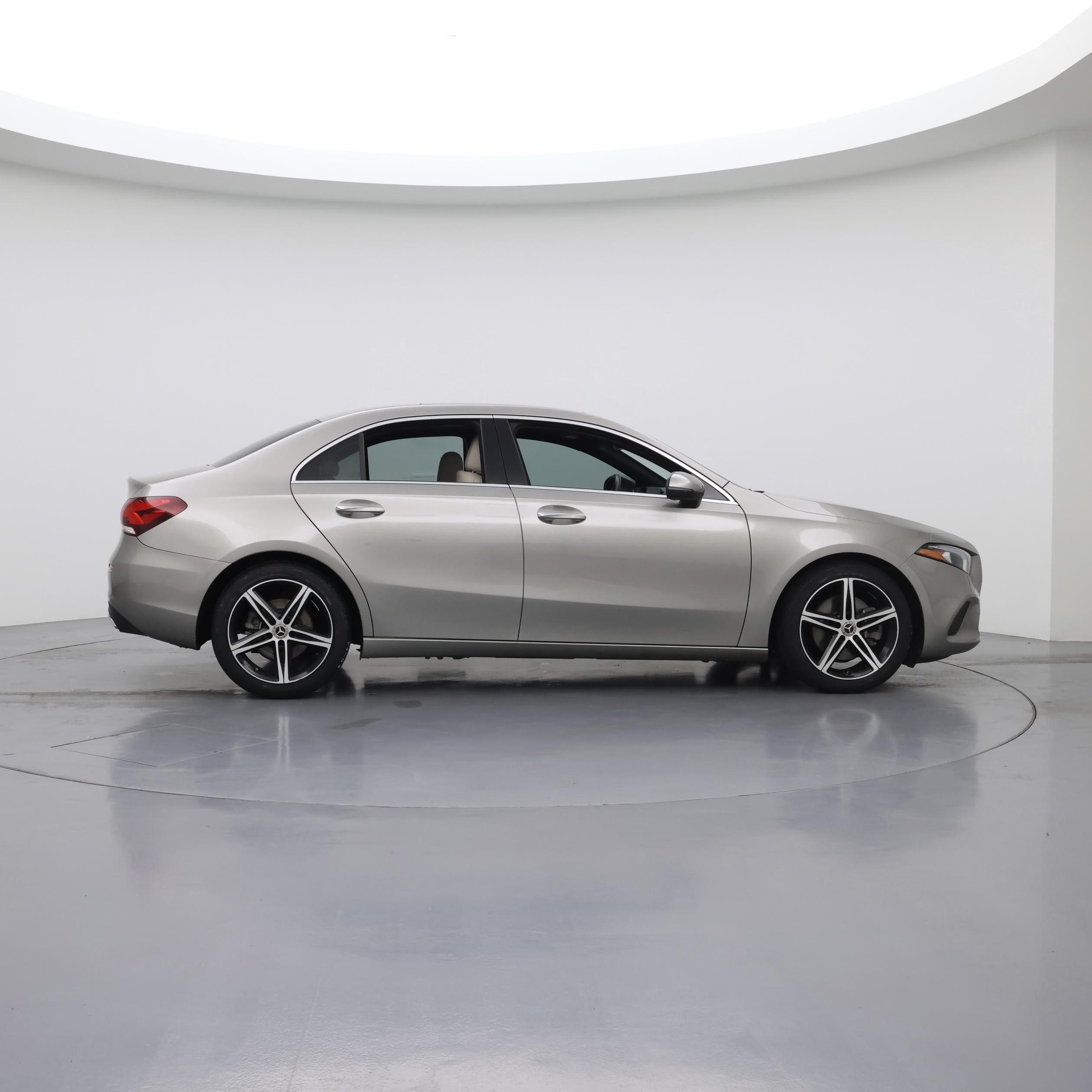 Thumbnail: 2020 Mercedes-Benz A-Class - 7
