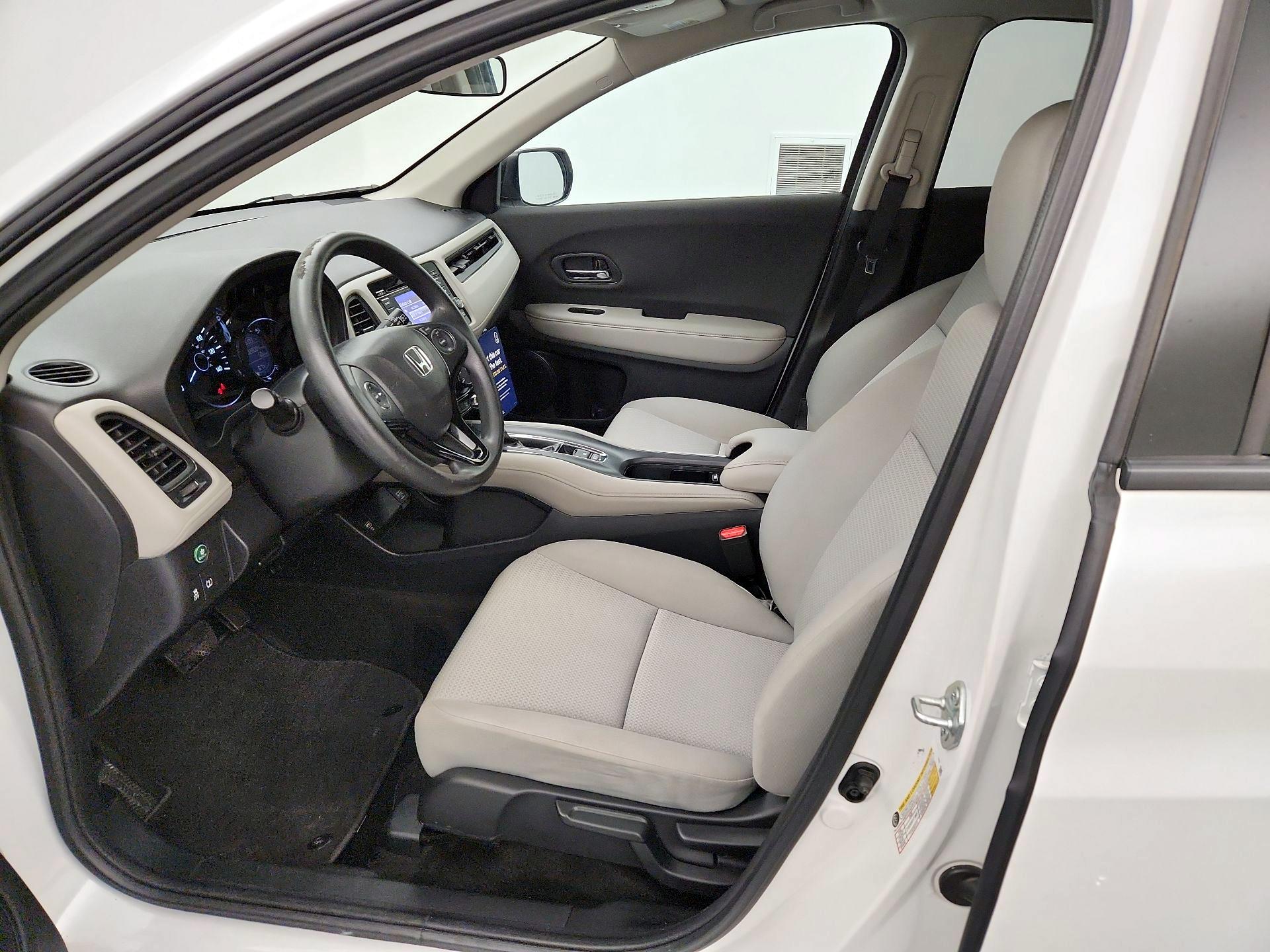 Thumbnail: 2022 Honda HR-V - 11