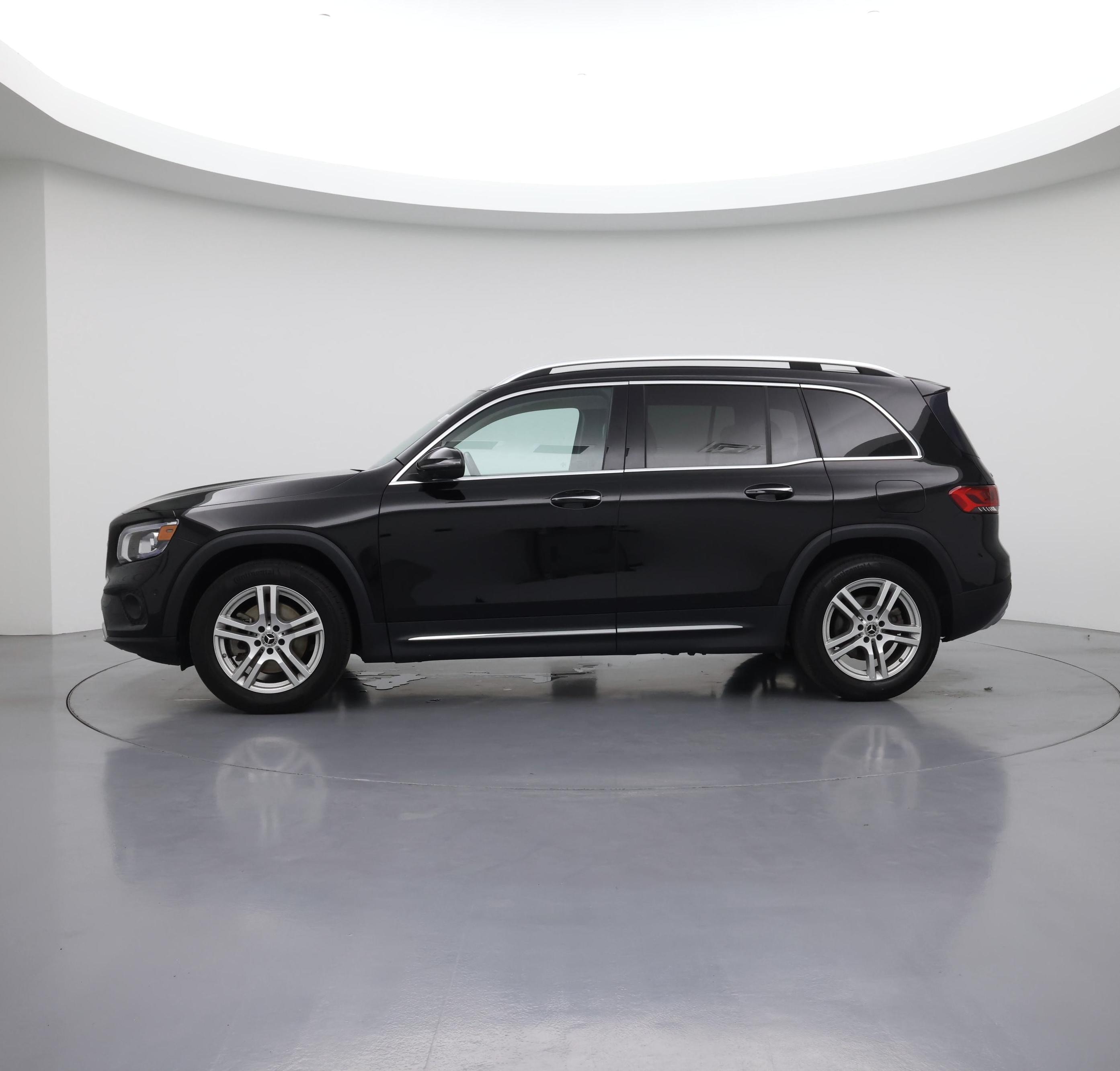 Thumbnail: 2022 Mercedes-Benz GLB - 3