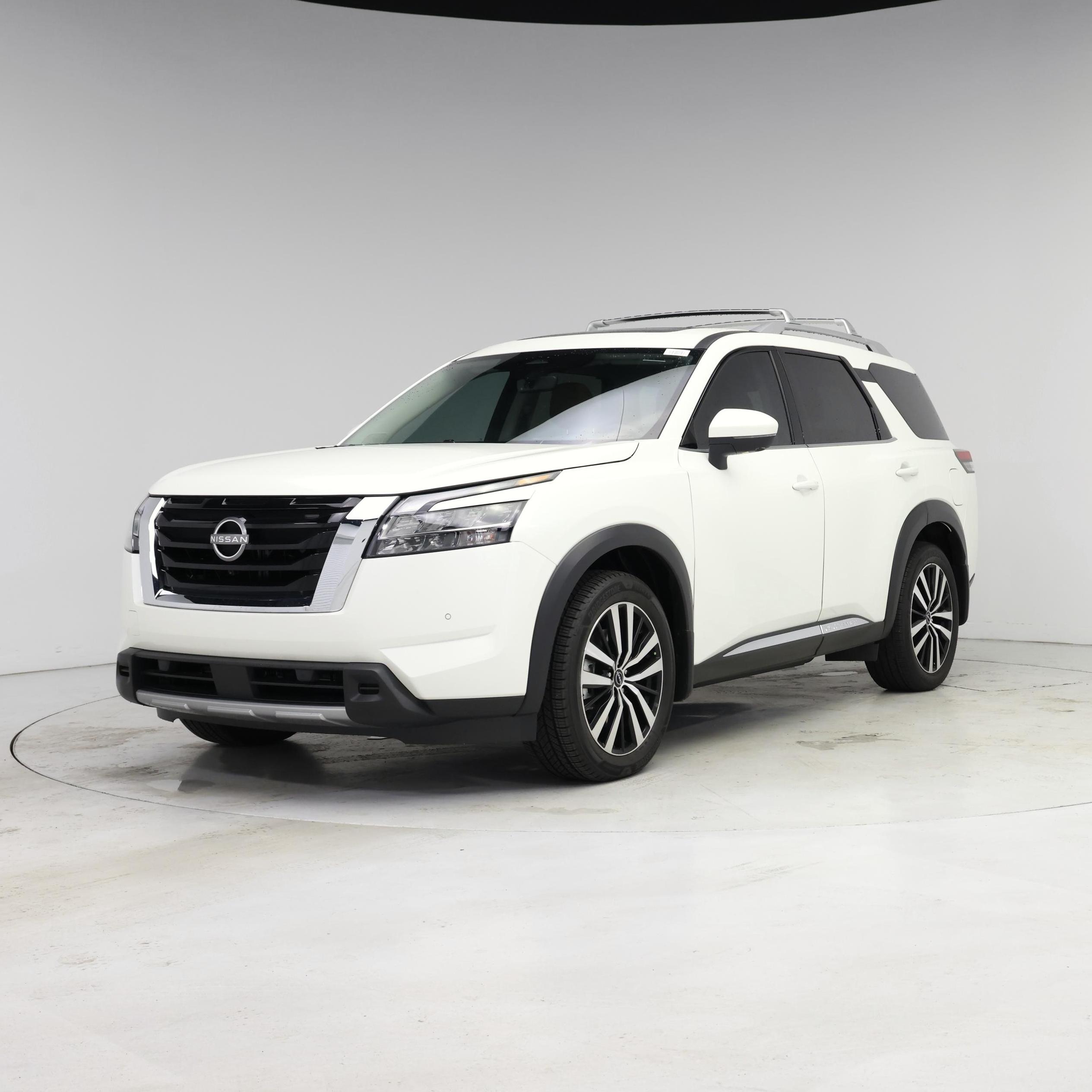 Thumbnail: 2023 Nissan Pathfinder - 4