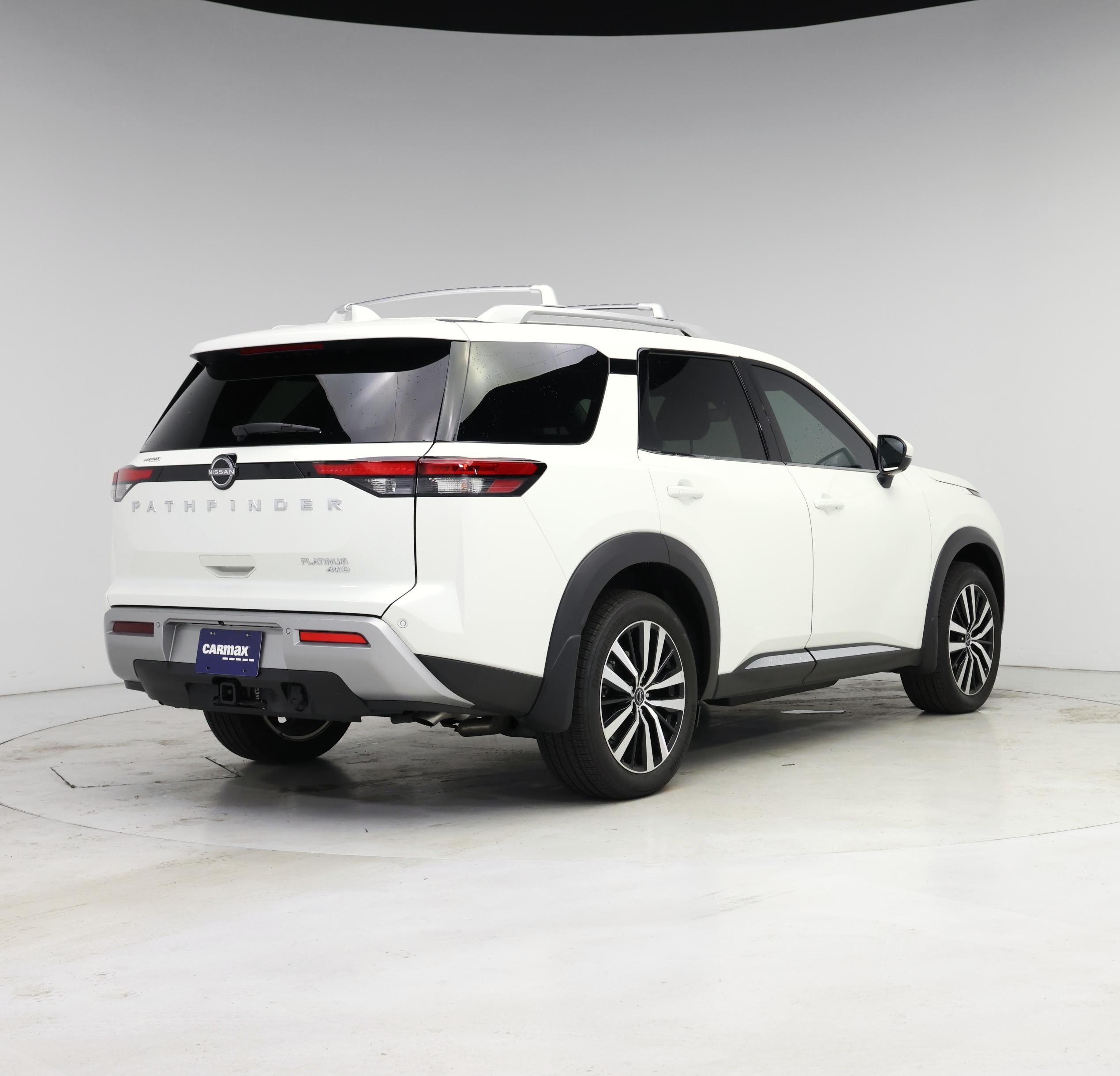 Thumbnail: 2023 Nissan Pathfinder - 8