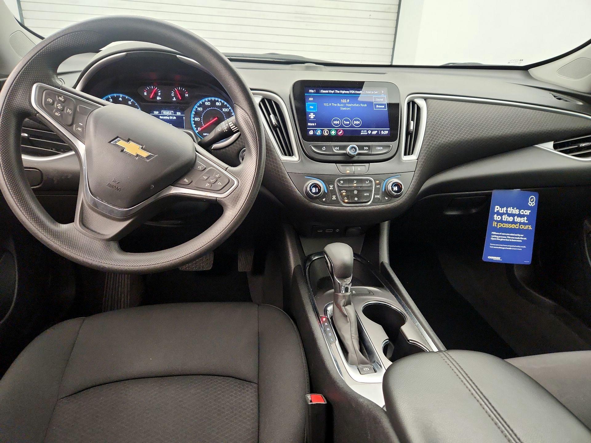 Thumbnail: 2023 Chevrolet Malibu - 9