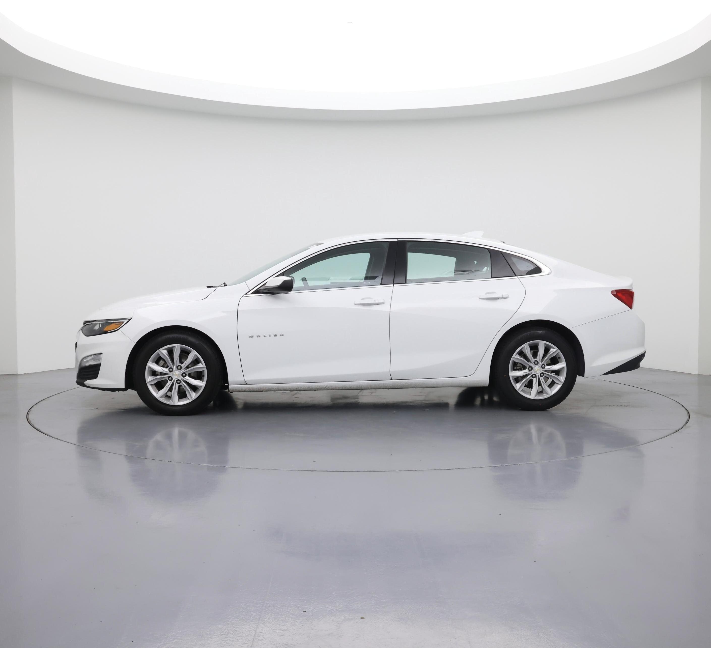 Thumbnail: 2023 Chevrolet Malibu - 3