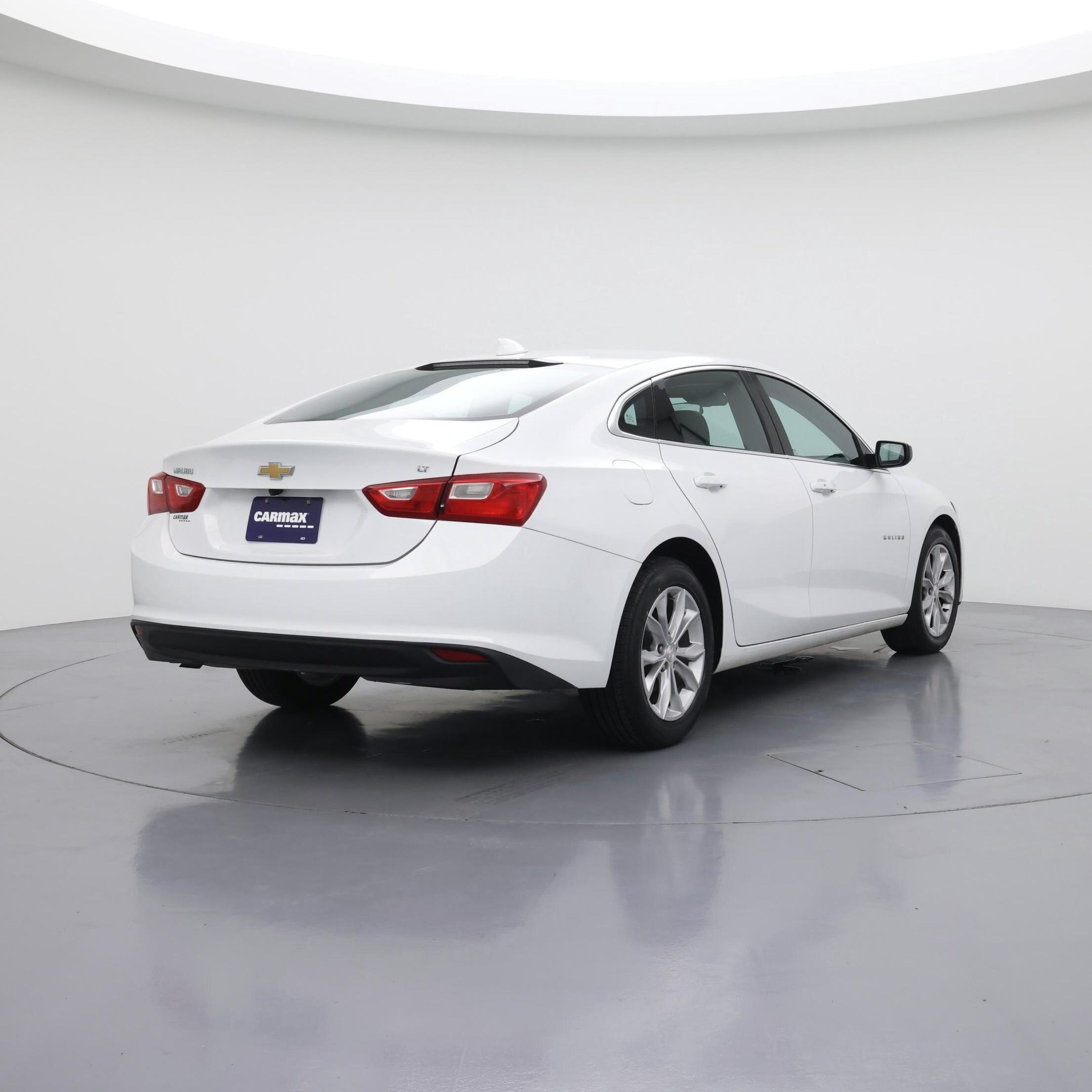 Thumbnail: 2023 Chevrolet Malibu - 8