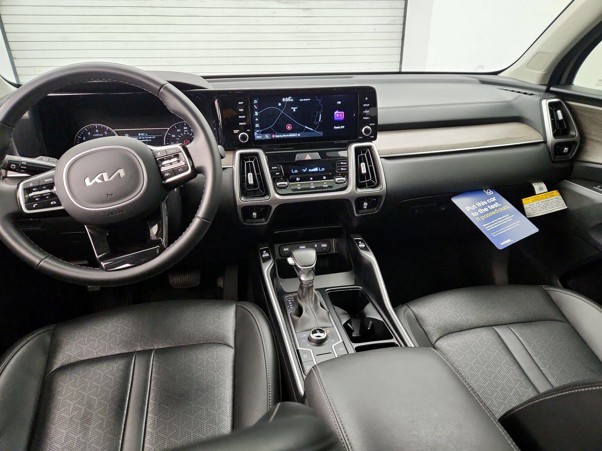 Thumbnail: 2023 Kia Sorento - 9