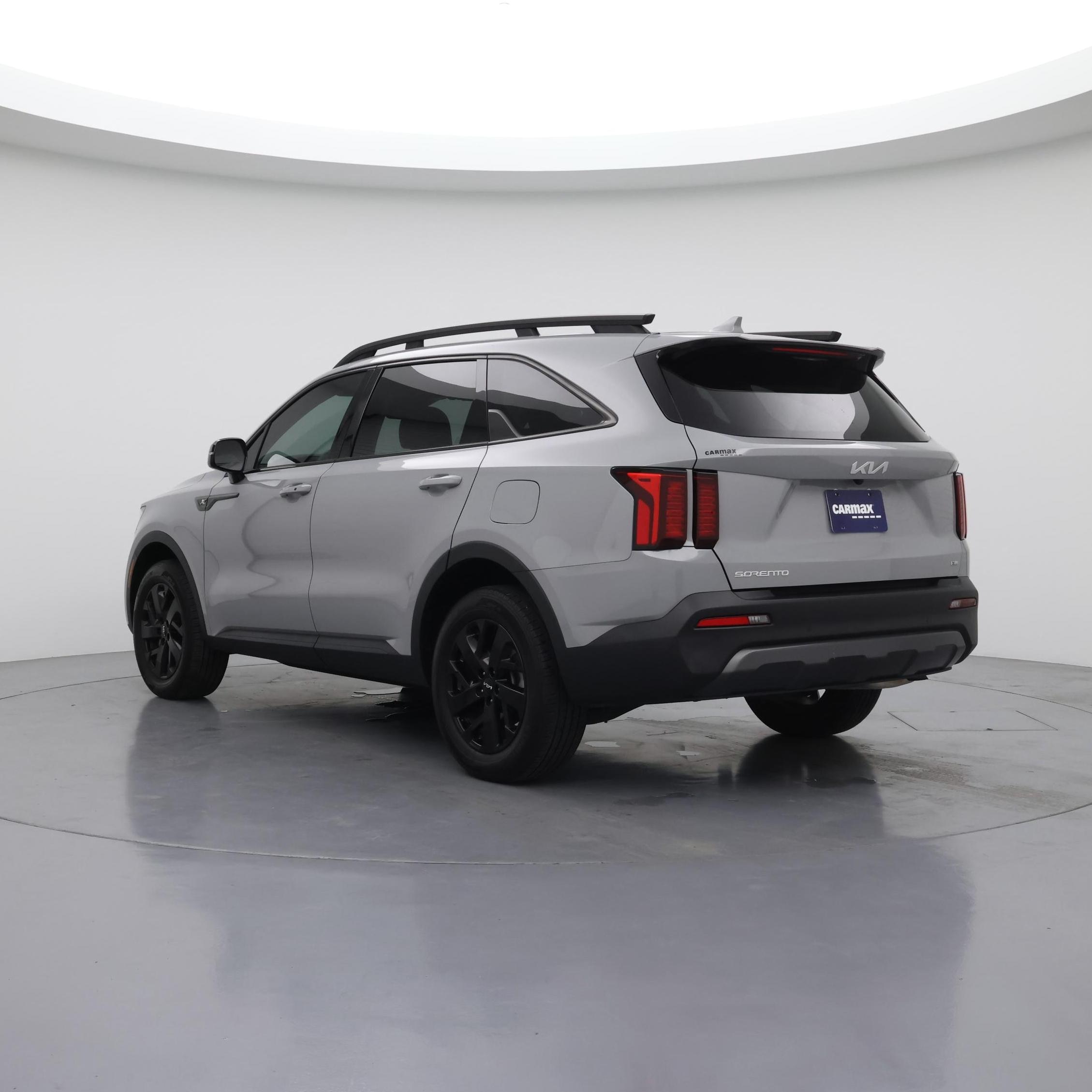 Thumbnail: 2023 Kia Sorento - 2
