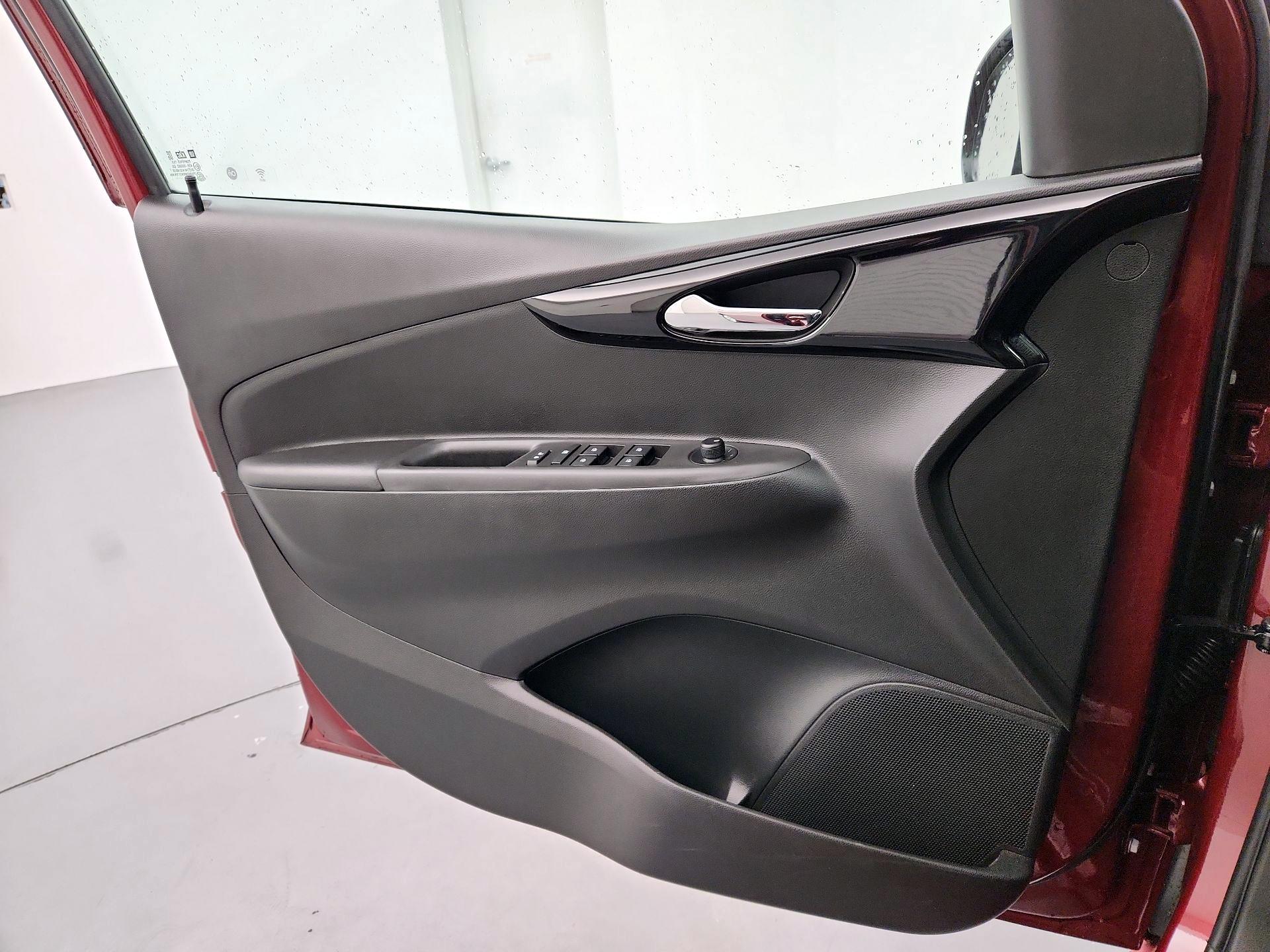 Thumbnail: 2022 Chevrolet Spark - 12