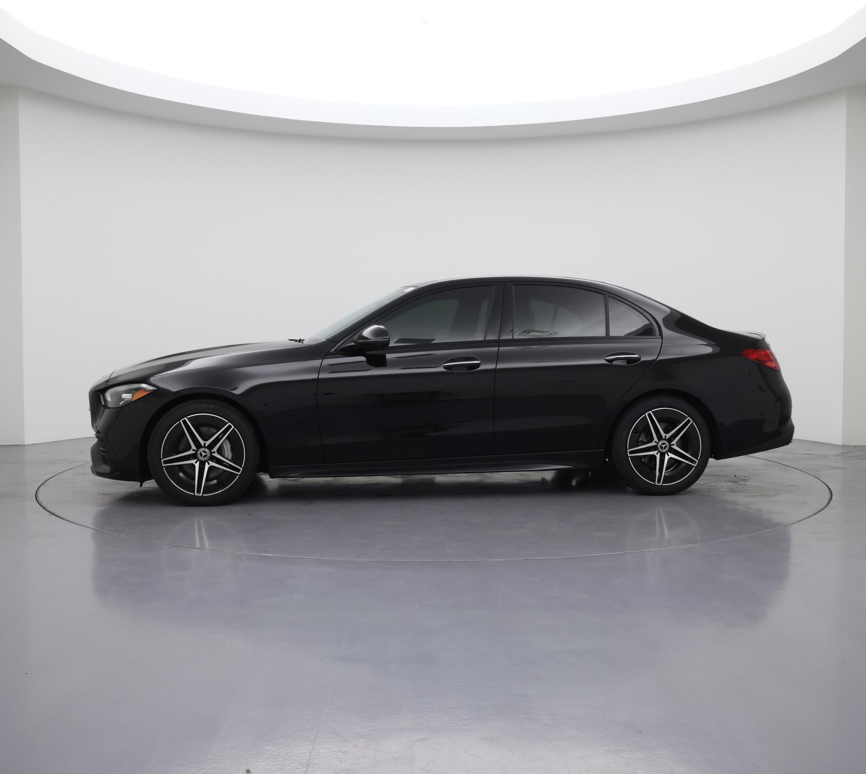 Thumbnail: 2024 Mercedes-Benz C-Class - 3