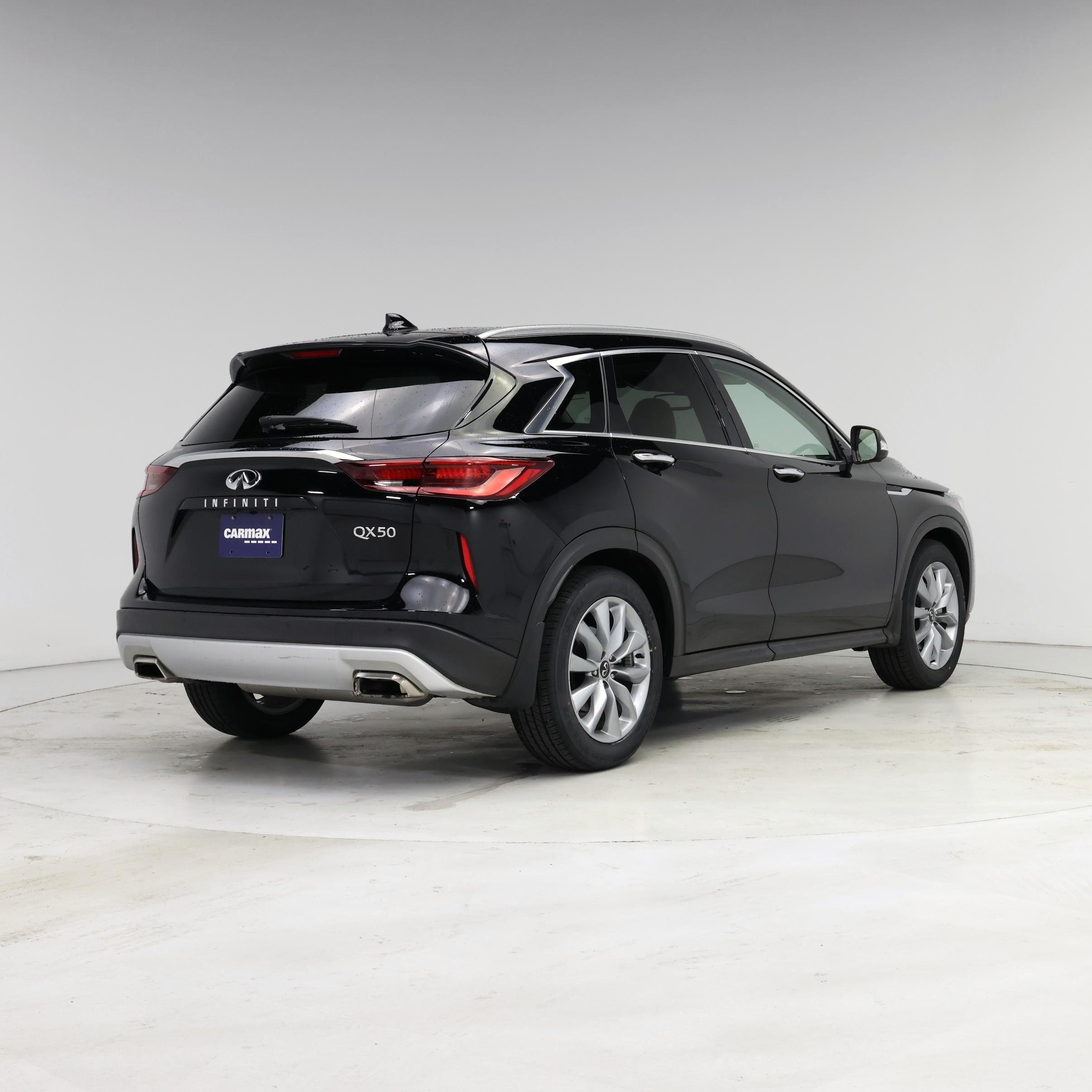 Thumbnail: 2022 INFINITI QX50 - 8