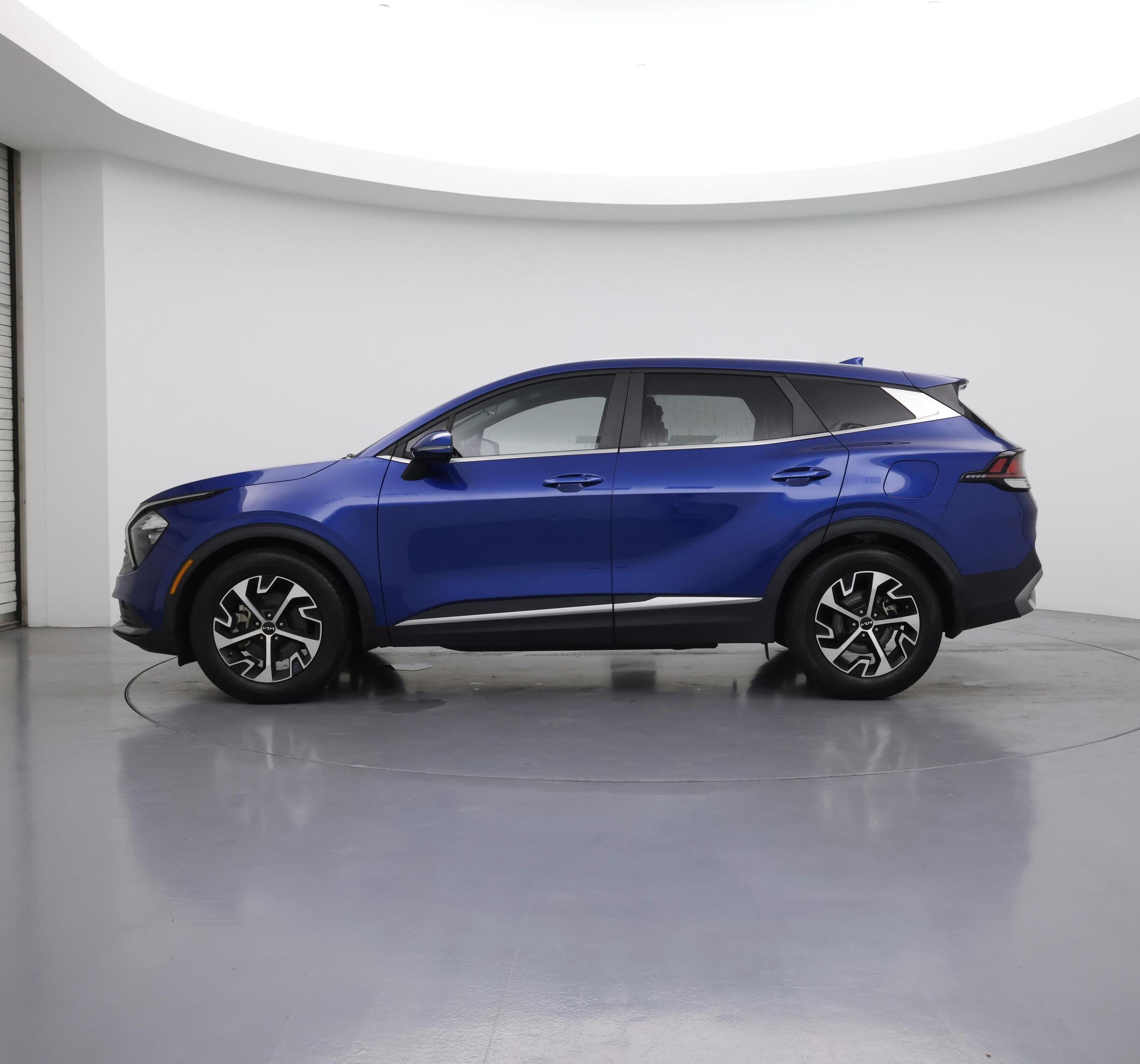 Thumbnail: 2023 Kia Sportage - 3