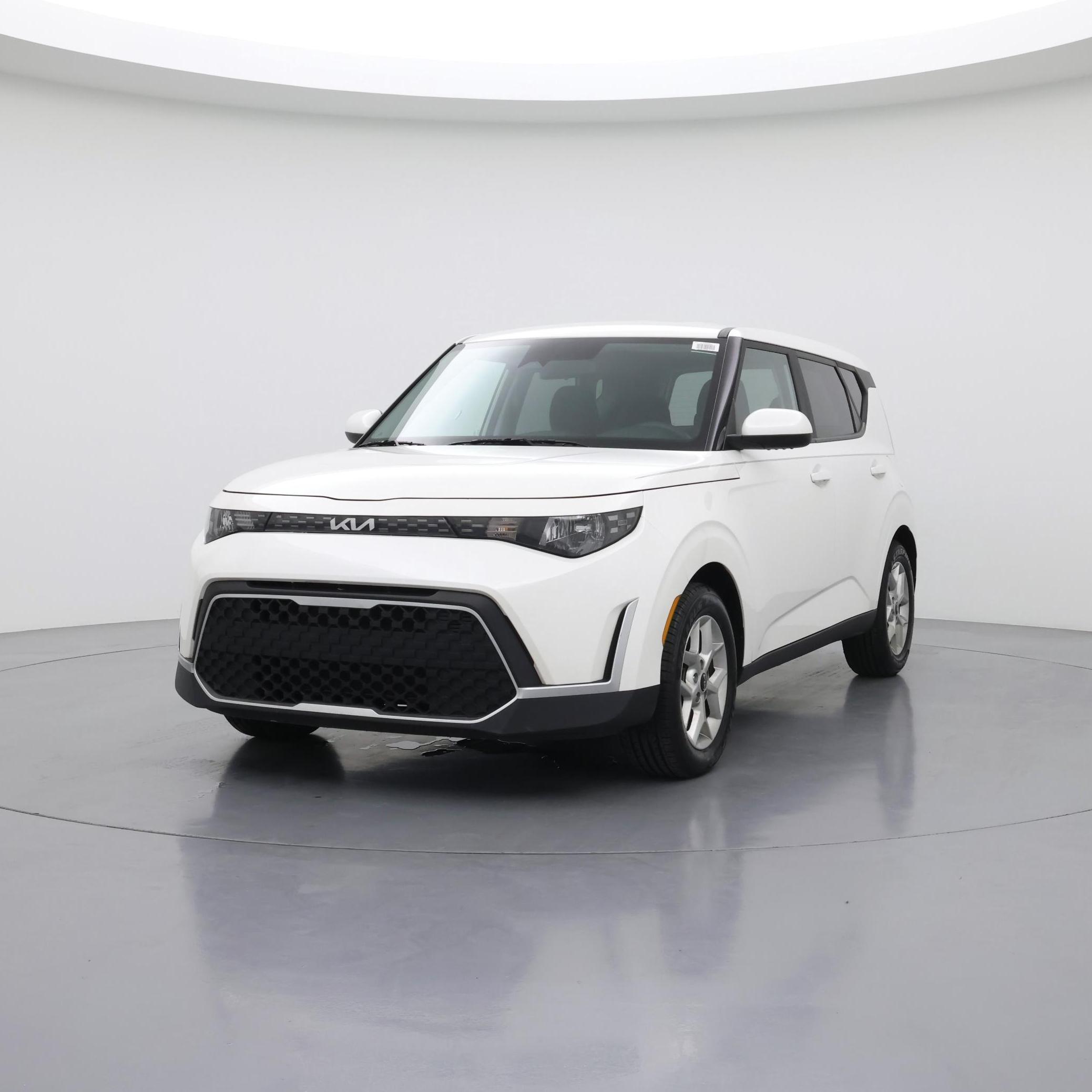 Thumbnail: 2023 Kia Soul - 4