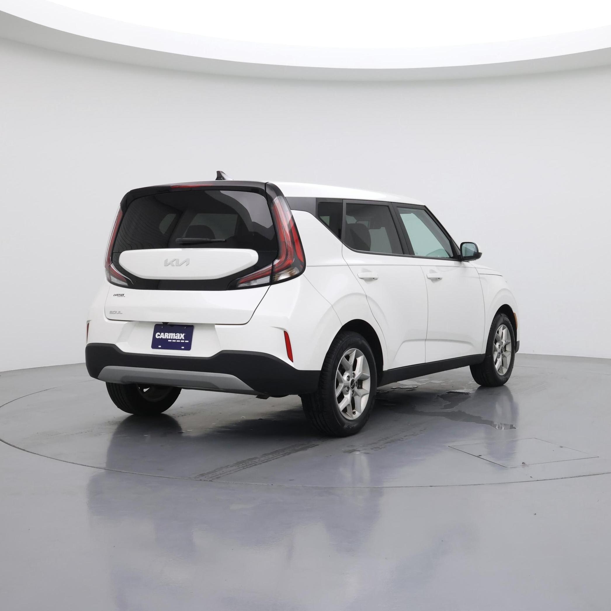Thumbnail: 2023 Kia Soul - 8