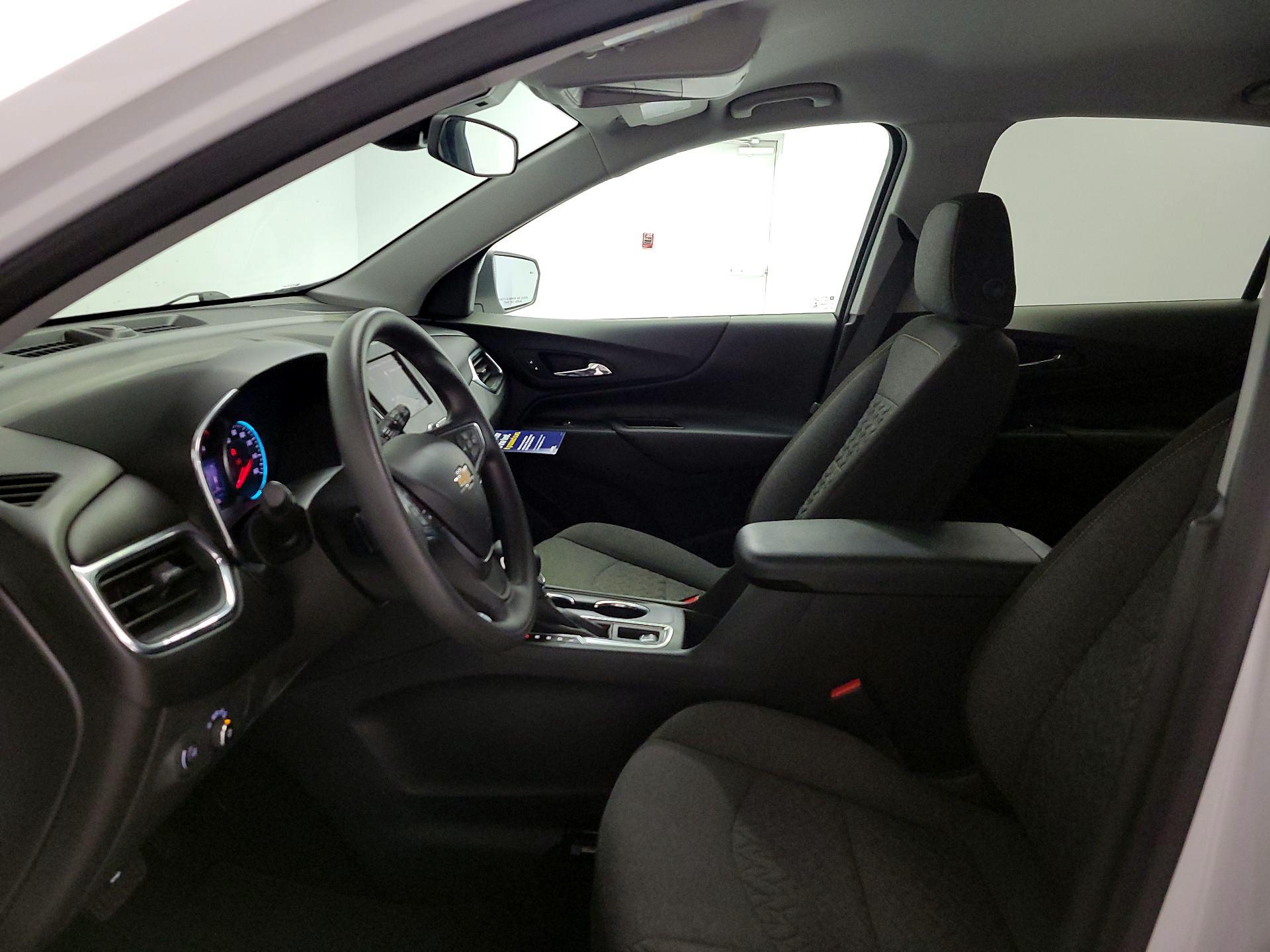 Thumbnail: 2022 Chevrolet Equinox - 11