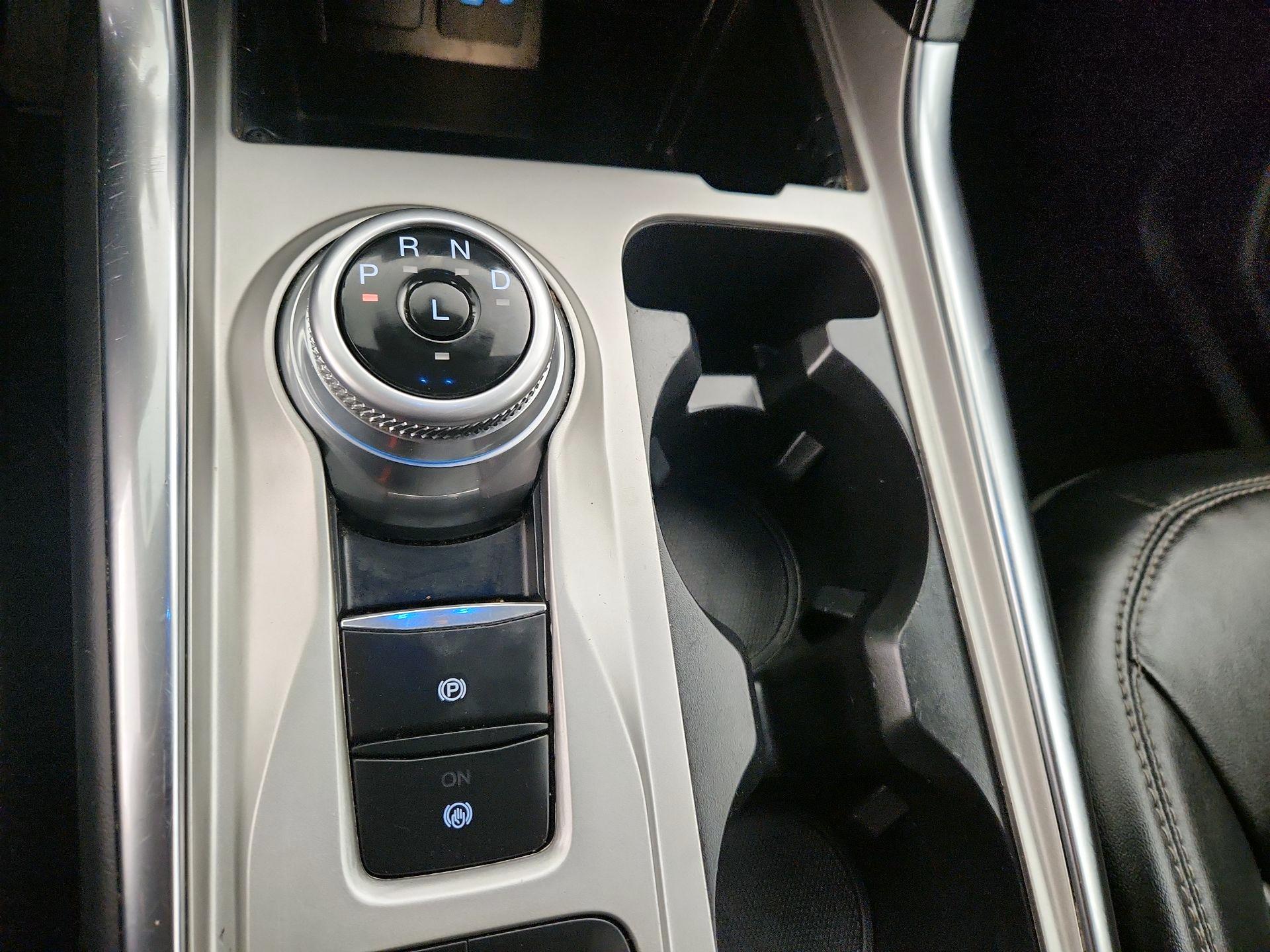 Thumbnail: 2023 Ford Explorer - 17