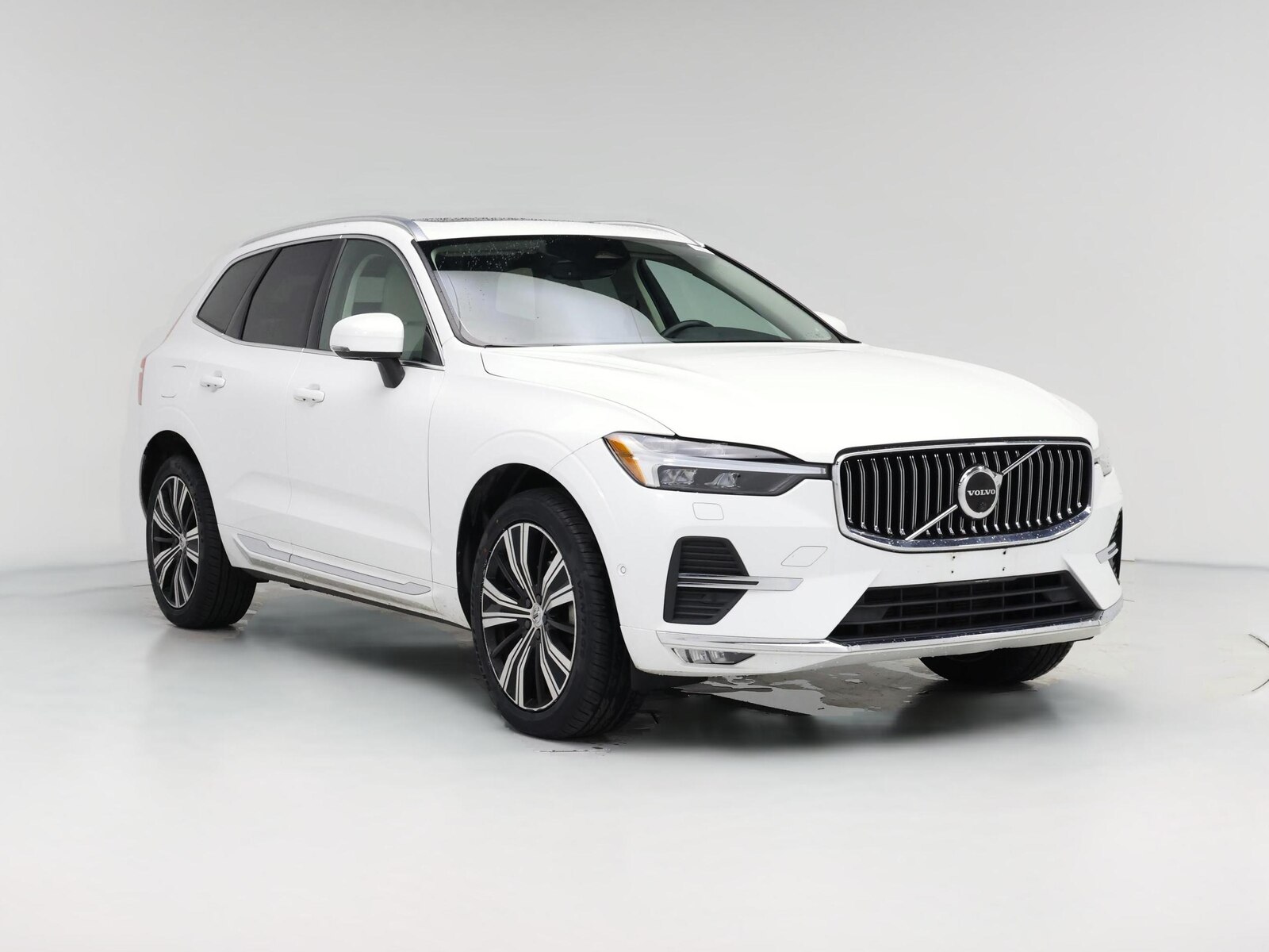 2023 Volvo XC60 Plus