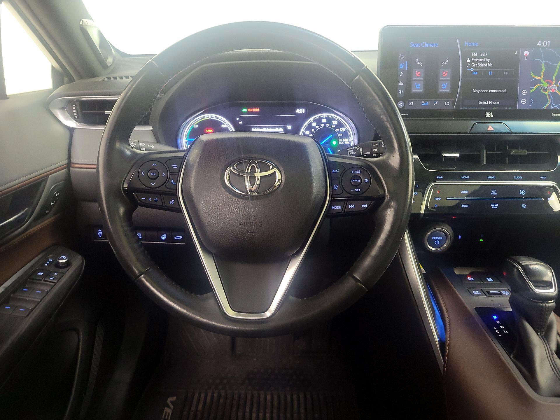 Thumbnail: 2021 Toyota Venza - 10