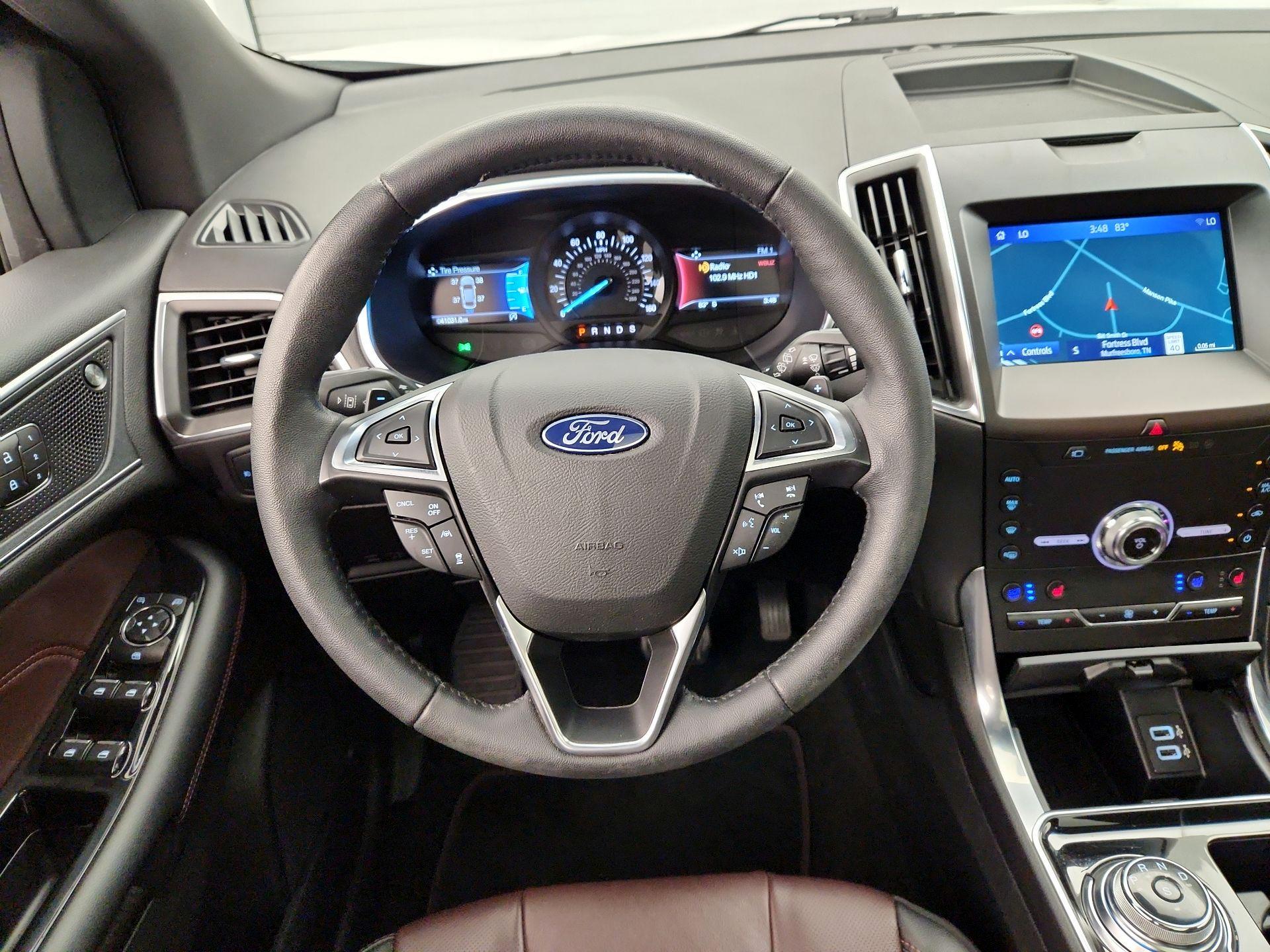 Thumbnail: 2020 Ford Edge - 10
