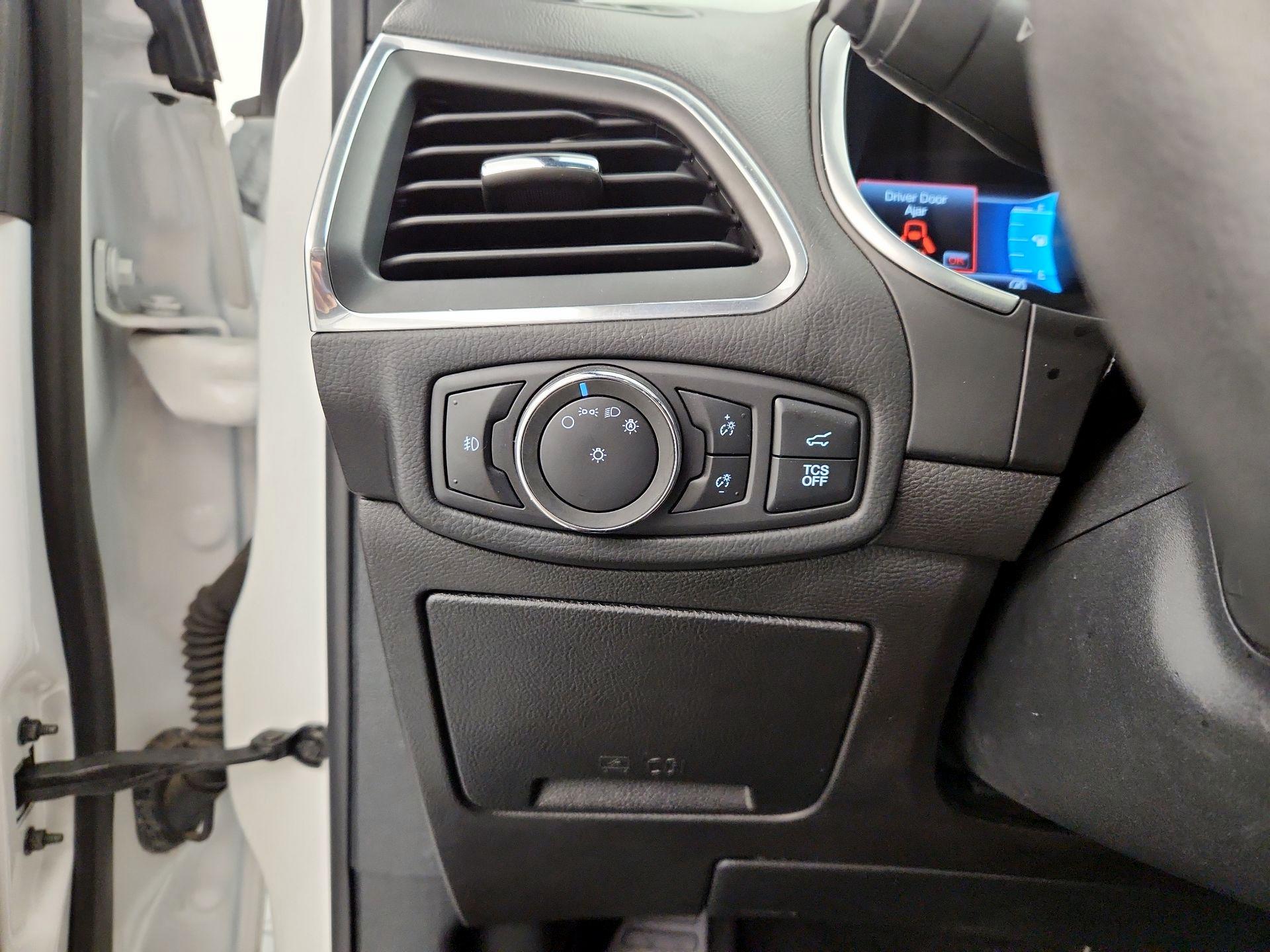 Thumbnail: 2020 Ford Edge - 13