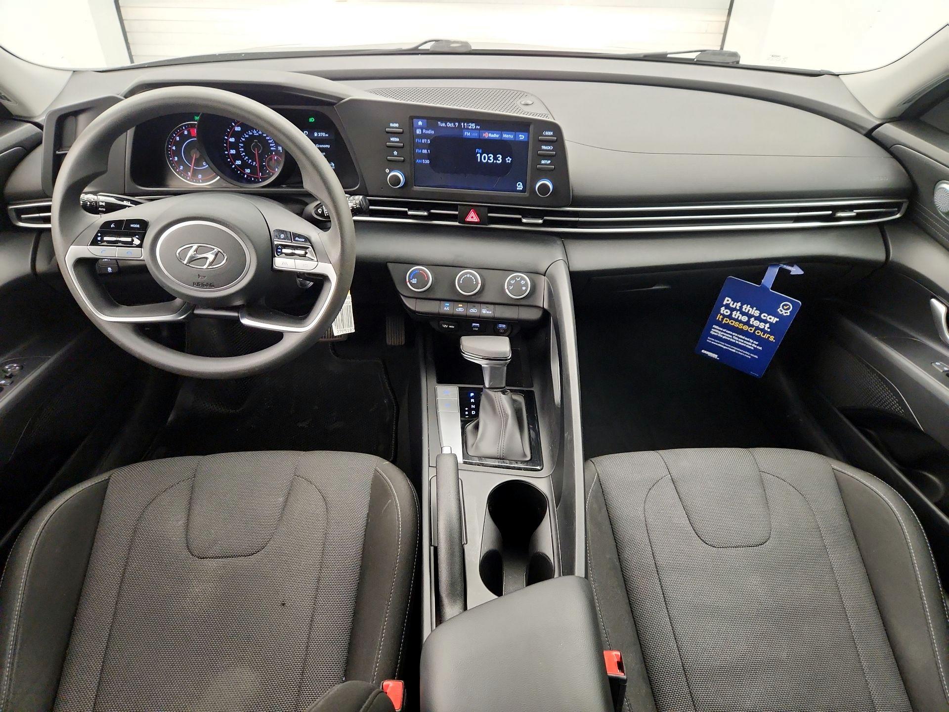 Thumbnail: 2021 Hyundai Elantra - 9
