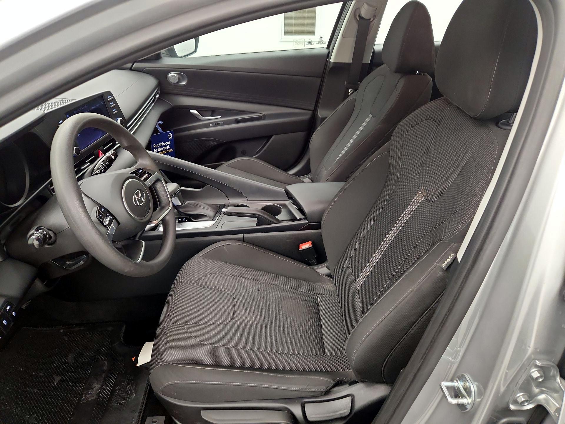 Thumbnail: 2021 Hyundai Elantra - 11