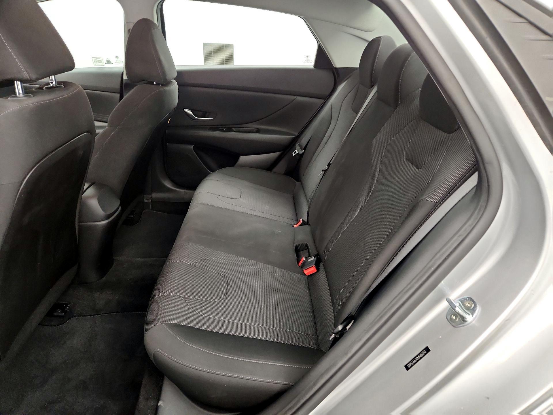Thumbnail: 2021 Hyundai Elantra - 19
